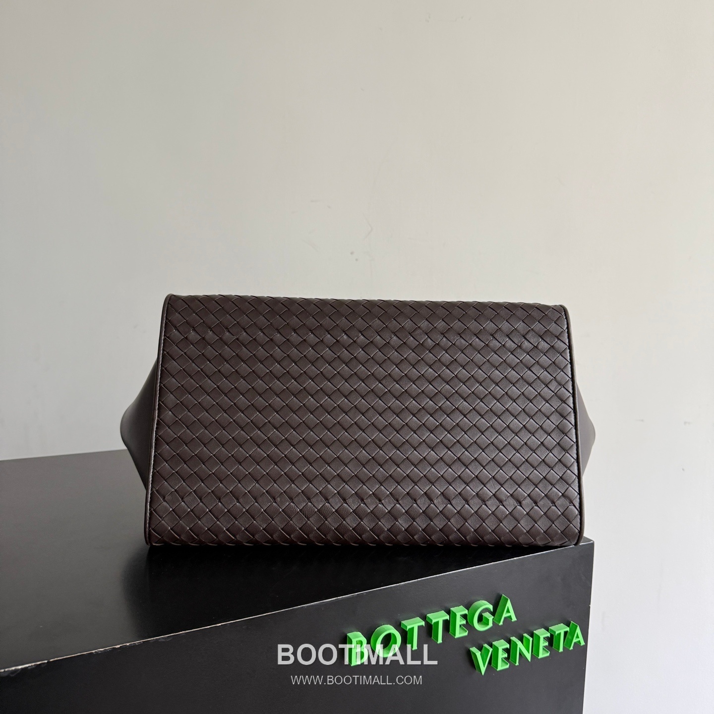 Bottega Veneta BarBara Intrecciato Lambskin Tote Bag 868327 보테가베네타 바바라 인트레치아토 램스킨 토트백 37cm 7