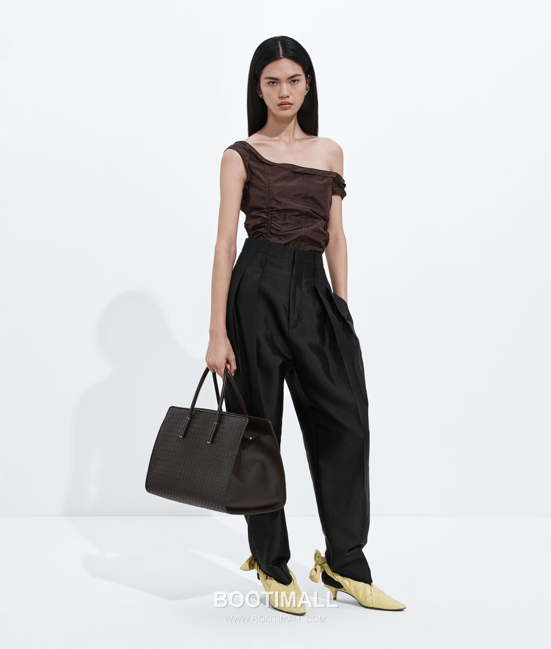 Bottega Veneta BarBara Intrecciato Lambskin Tote Bag 868327 보테가베네타 바바라 인트레치아토 램스킨 토트백 37cm 17