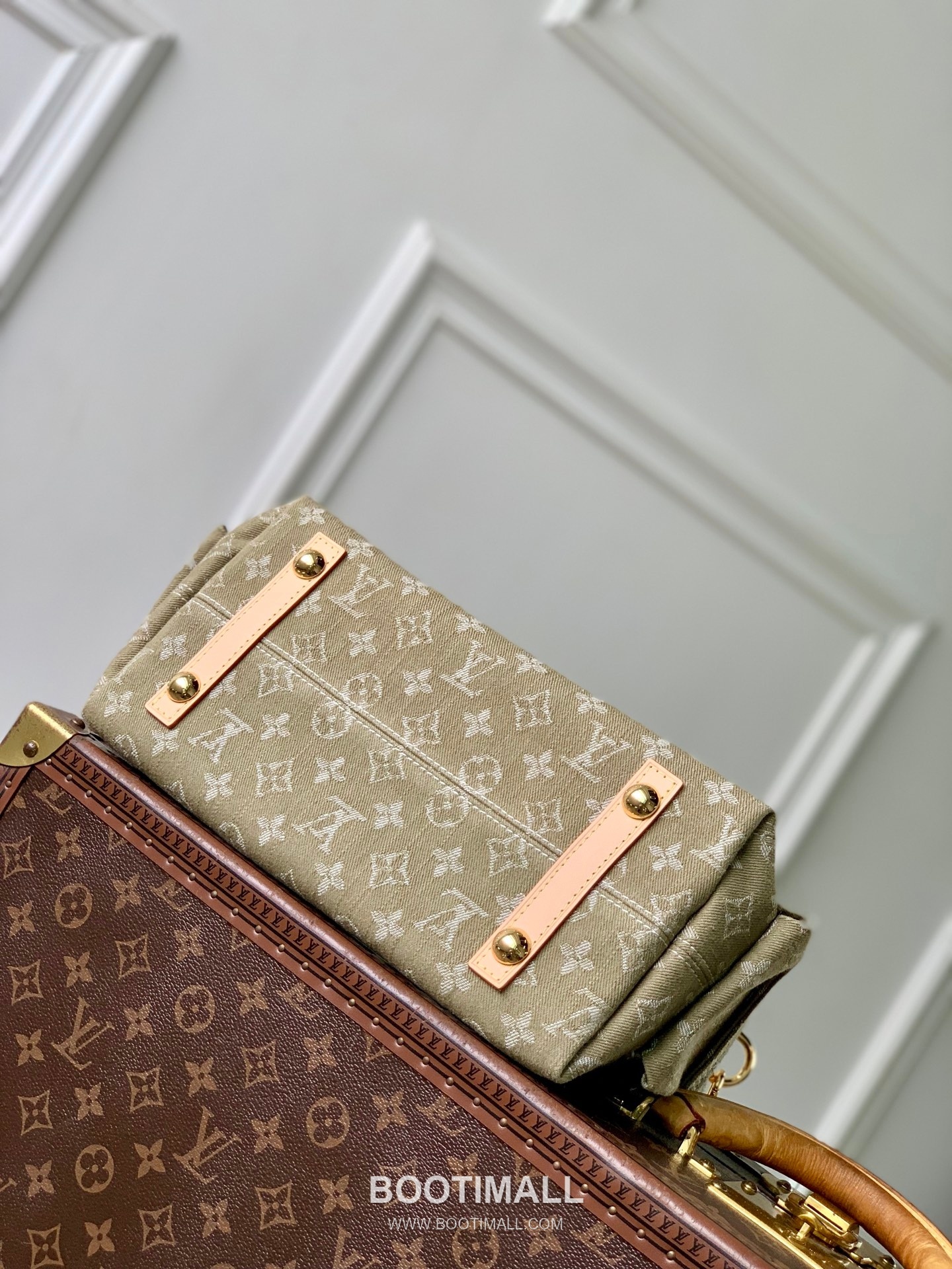 Louis Vuitton CarryAll Cargo Denim Shoulder Bag M27623 루이비통 캐리올 카고 데님 숄더백 33.5cm 4