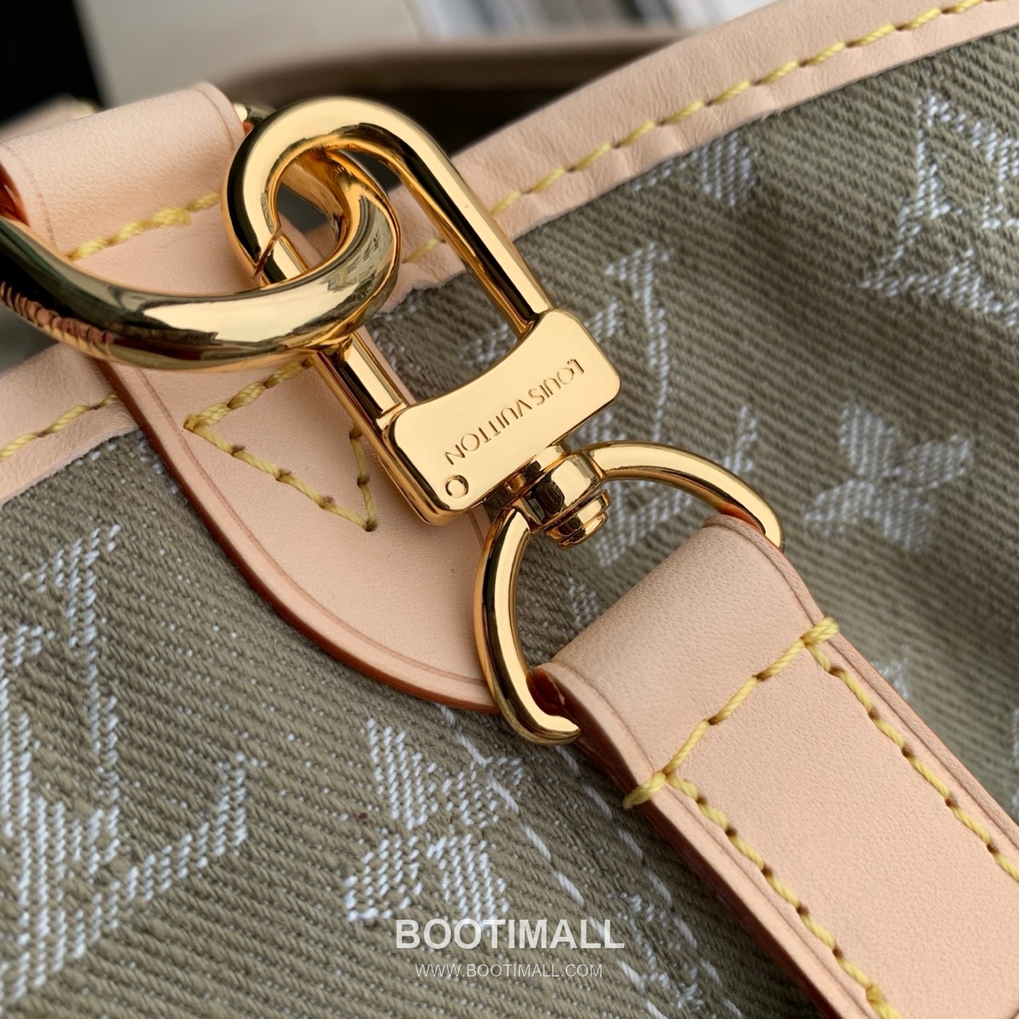 Louis Vuitton CarryAll Cargo Denim Shoulder Bag M27623 루이비통 캐리올 카고 데님 숄더백 33.5cm 6