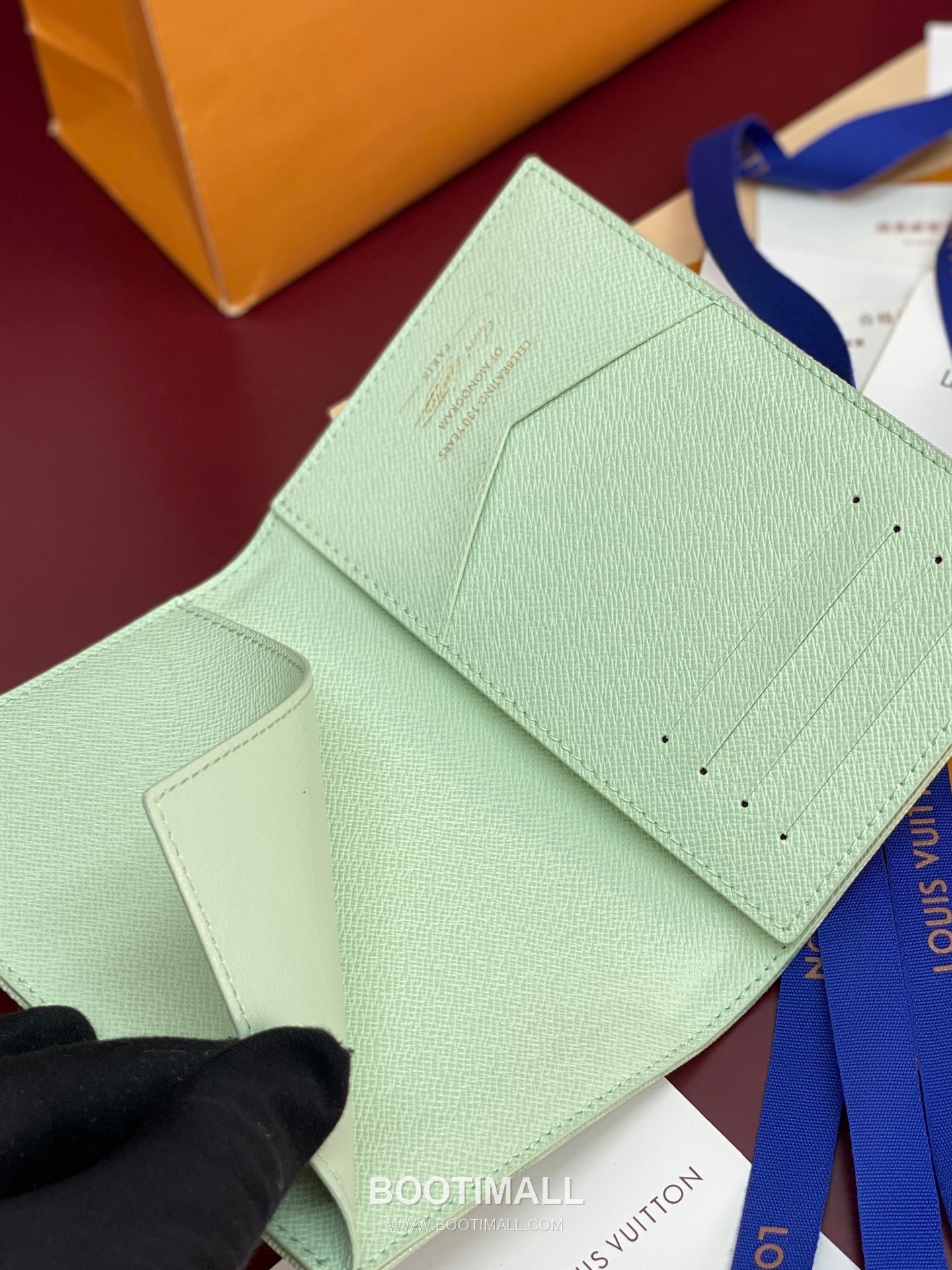 Louis Vuitton Passport Cover Monogram Origine Canvas M27612 루이비통 패스포트 커버 모노그램 오리진 캔버스 14cm 6