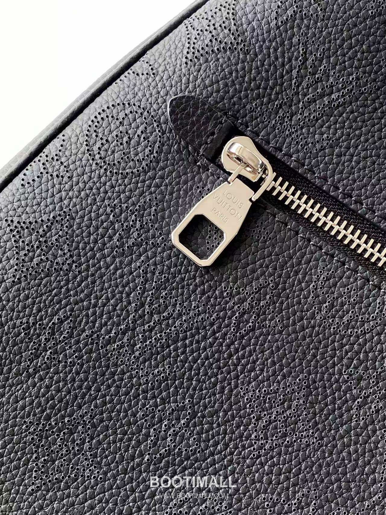 Louis Vuitton All Around Medium Perforated Leather Shoulder Bag M14617 M14618 루이비통 올 어라운드 퍼포레이티드 레더 숄더백 28cm 7