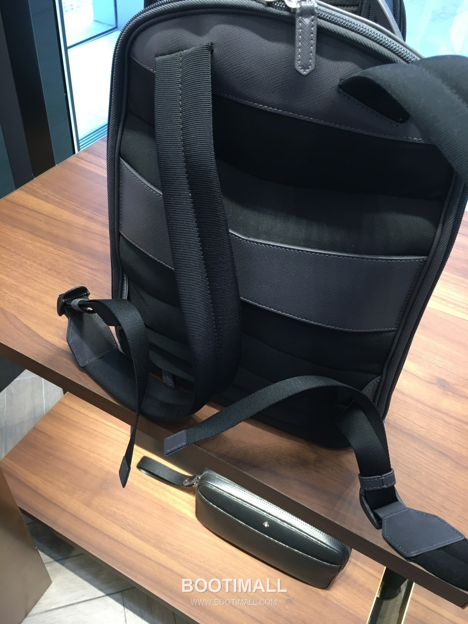 Montblanc Meisterstück Leather Backpack 128544 몽블랑 마이스터스튁 레더 백팩 128544 10