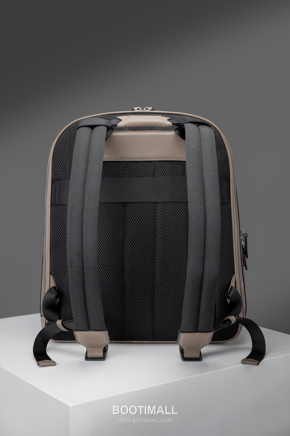 Montblanc Meisterstück Leather Backpack MB198125 몽블랑 마이스터스튁 레더 백팩 12