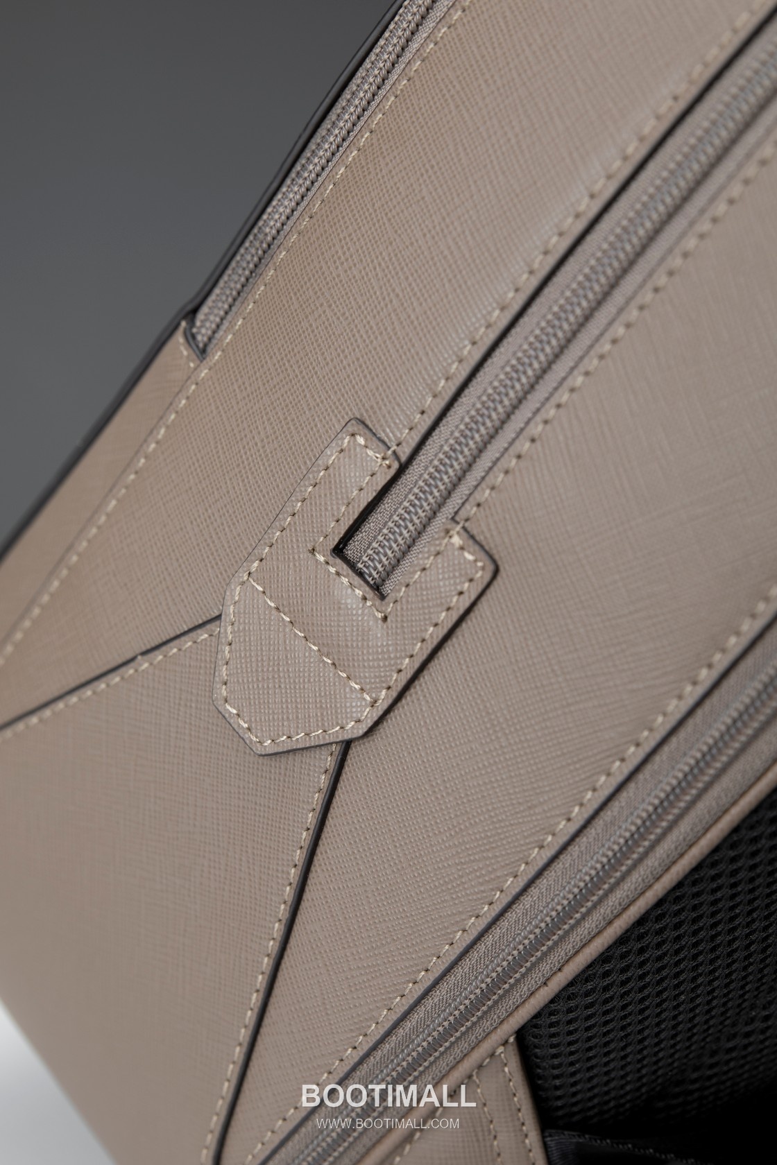 Montblanc Meisterstück Leather Backpack MB198125 몽블랑 마이스터스튁 레더 백팩 24