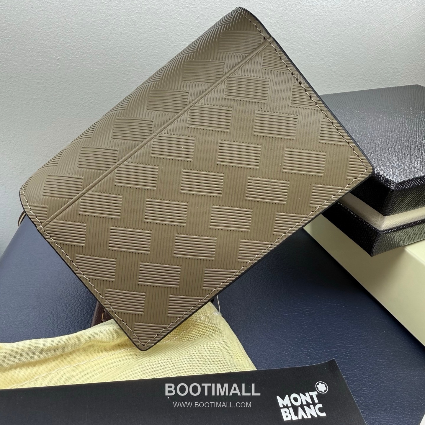 Montblanc Sartorial 3.0 Leather Business Card Holder MB220285 몽블랑 사토리얼 3.0 레더 명함지갑 11