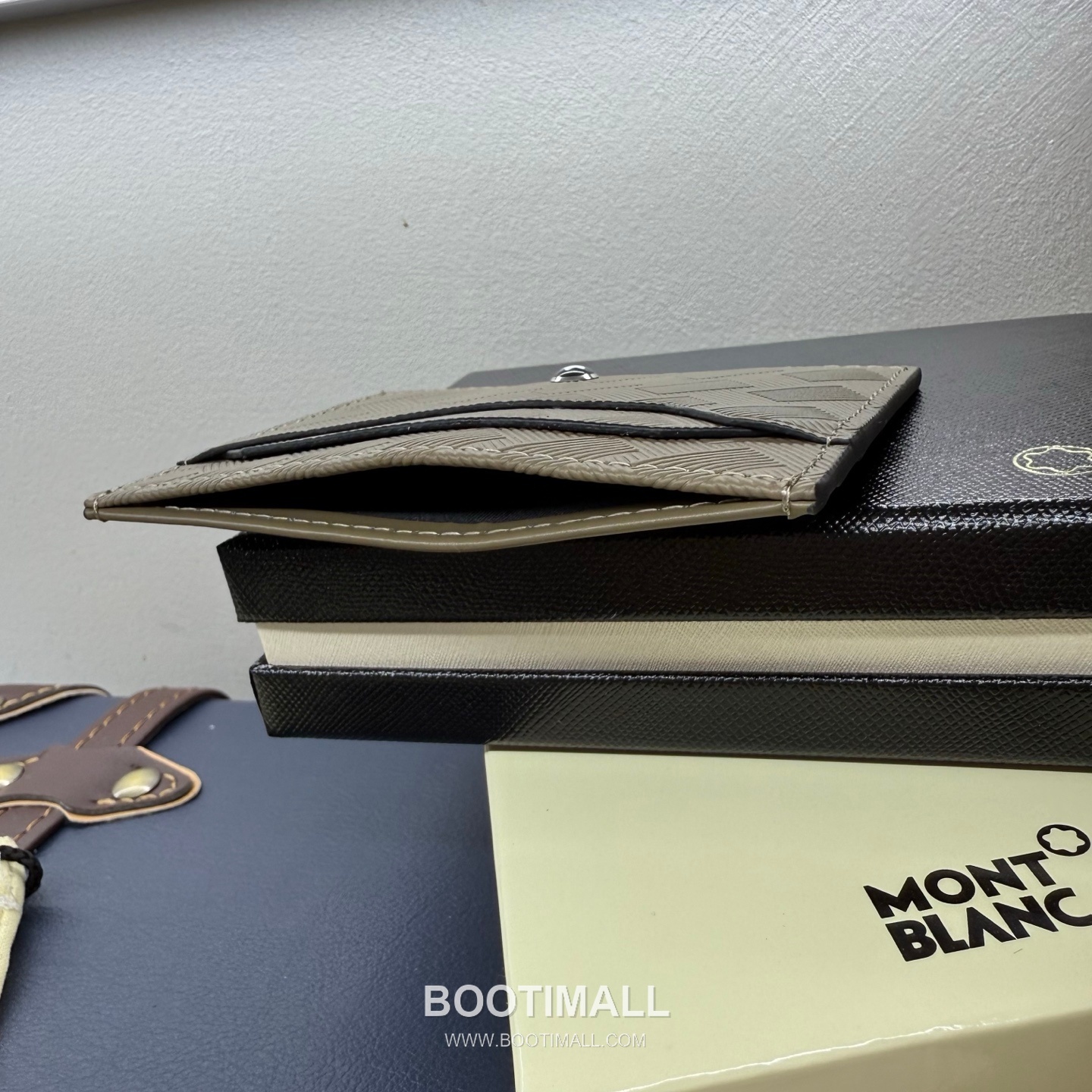 Montblanc Sartorial 3.0 Leather 5 Card Holder MB220283 몽블랑 사토리얼 3.0 레더 5카드 카드지갑 8