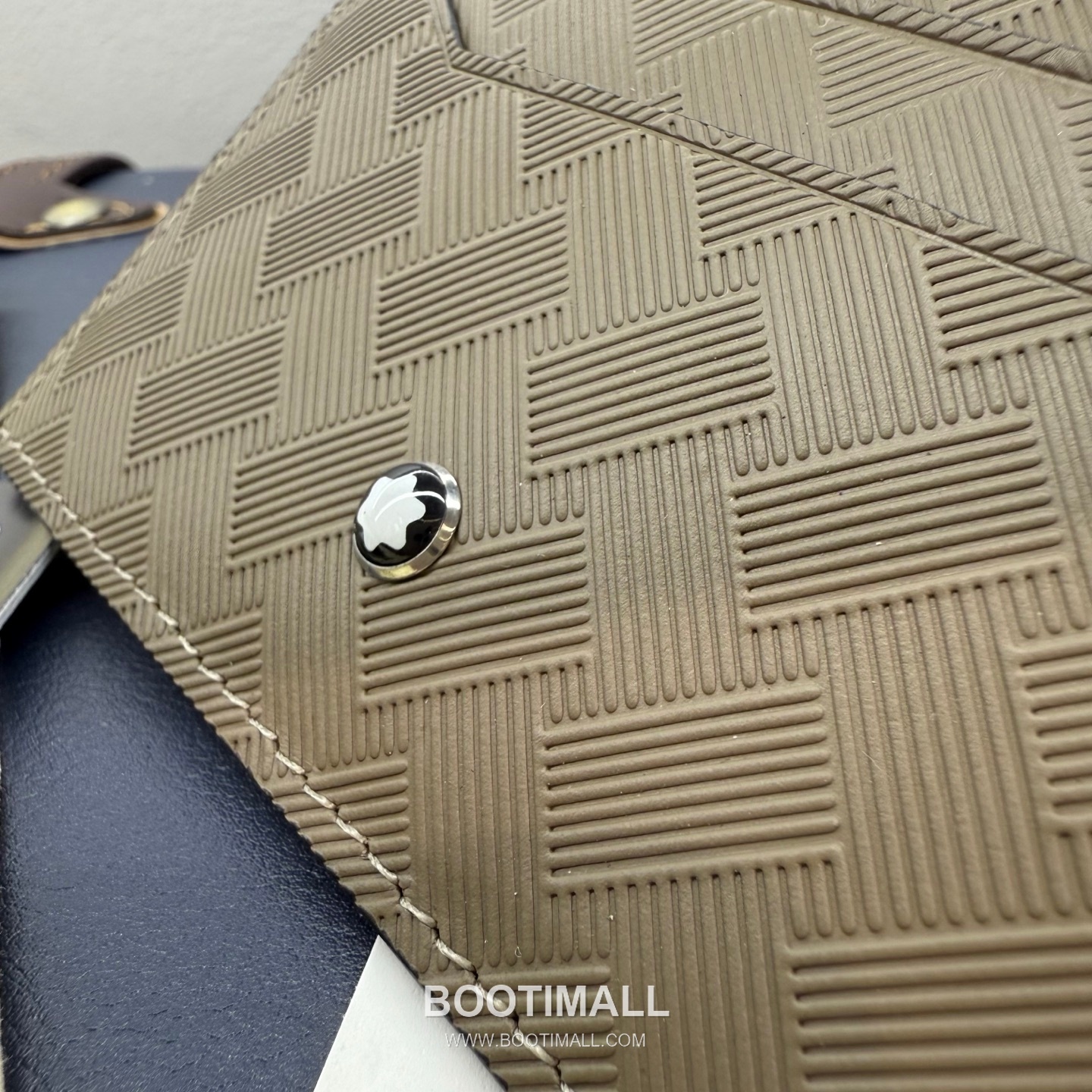 Montblanc Sartorial 3.0 Leather 5 Card Holder MB220283 몽블랑 사토리얼 3.0 레더 5카드 카드지갑 10