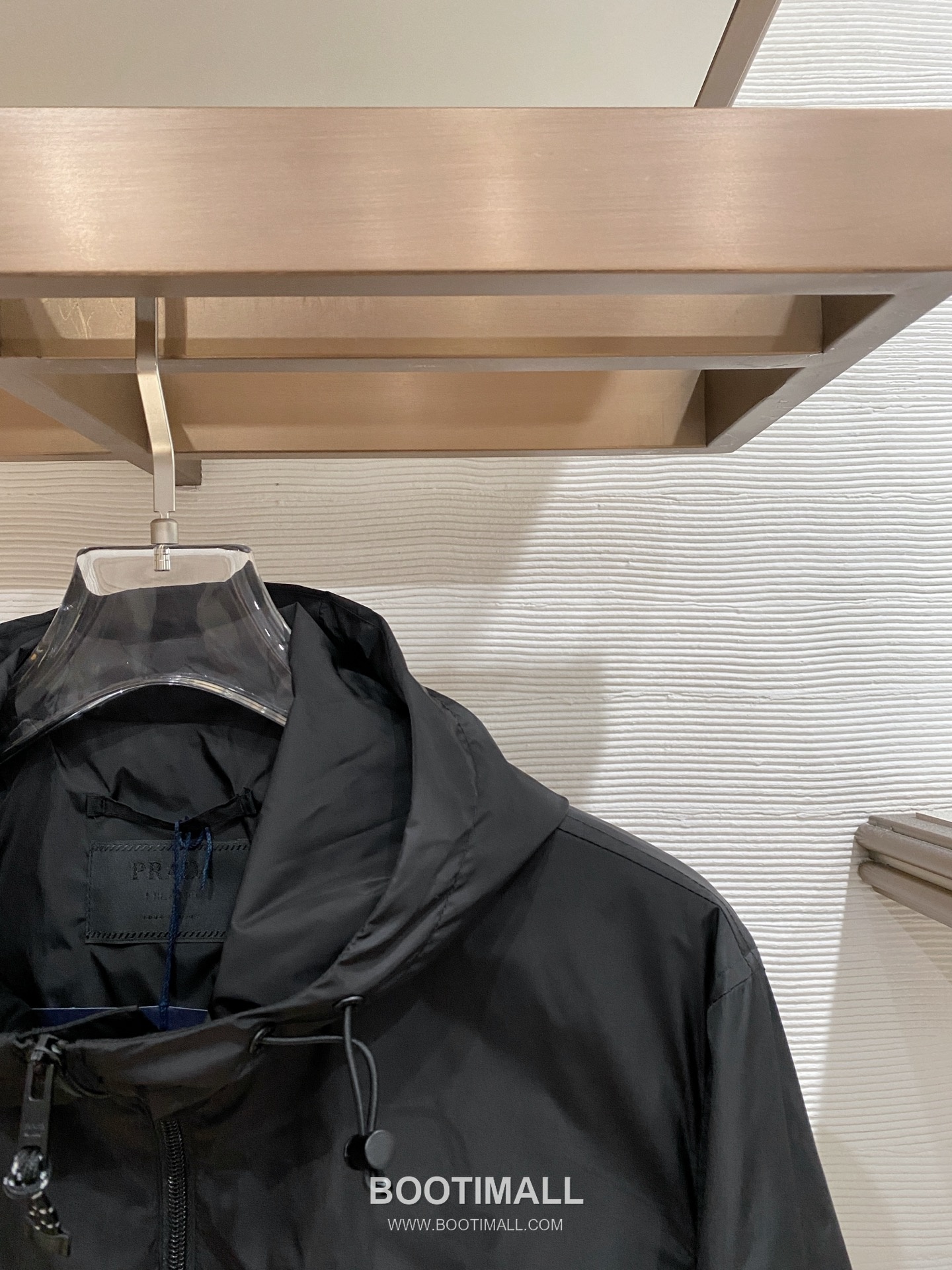 Prada SS26 Triangle Logo Hooded Windbreaker Jacket 프라다 SS26 삼각 로고 후드 바람막이 재킷 3