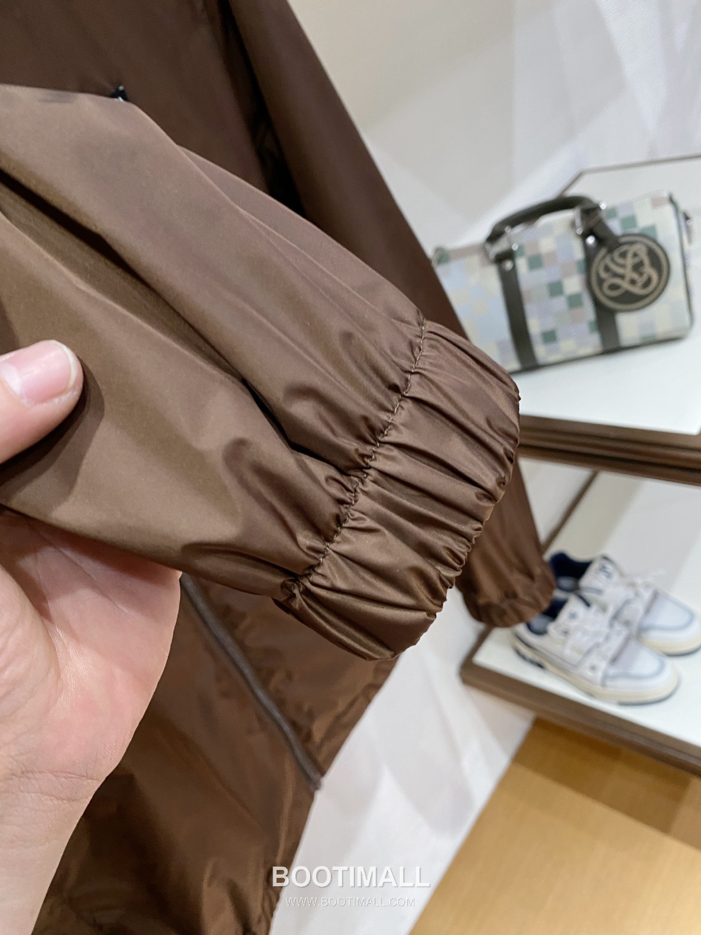 Prada SS26 Triangle Logo Hooded Windbreaker Jacket 프라다 SS26 삼각 로고 후드 바람막이 재킷 7