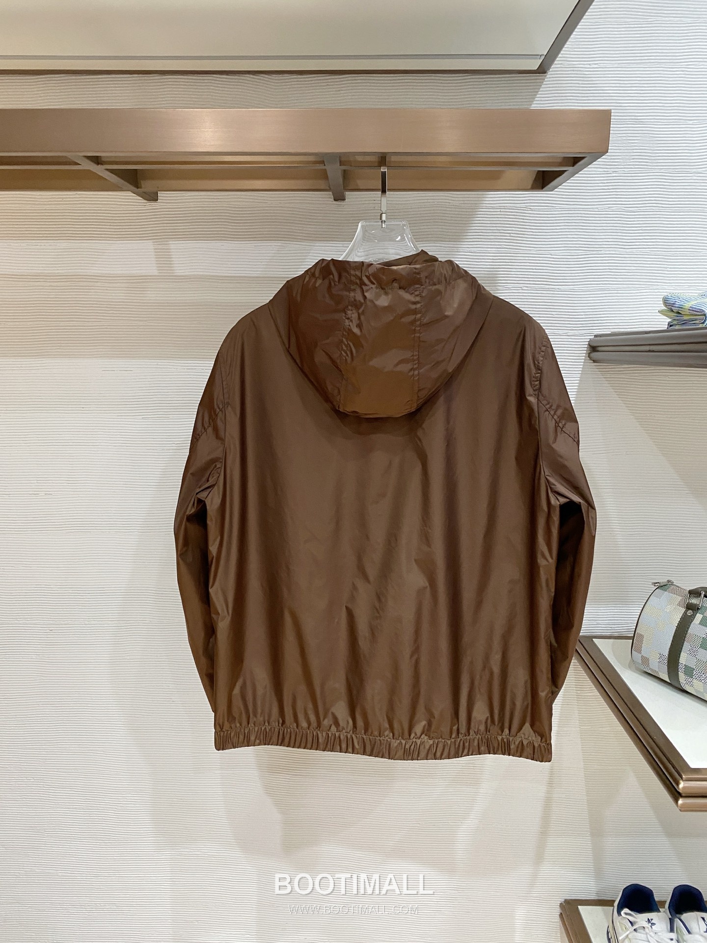 Prada SS26 Triangle Logo Hooded Windbreaker Jacket 프라다 SS26 삼각 로고 후드 바람막이 재킷 9