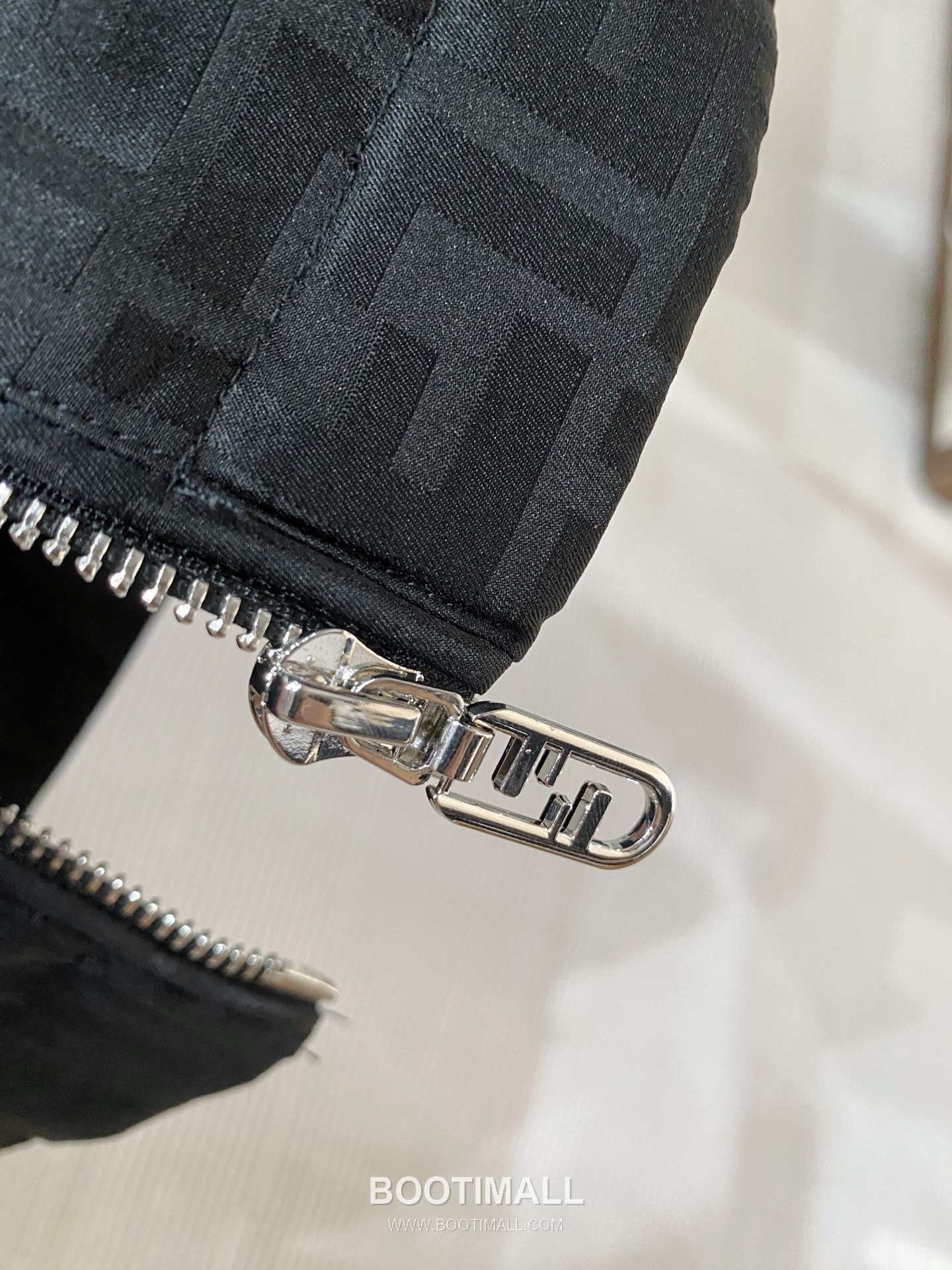 Fendi SS26 Logo Hooded Windbreaker Jacket 펜디 SS26 로고 후드 바람막이 재킷 6