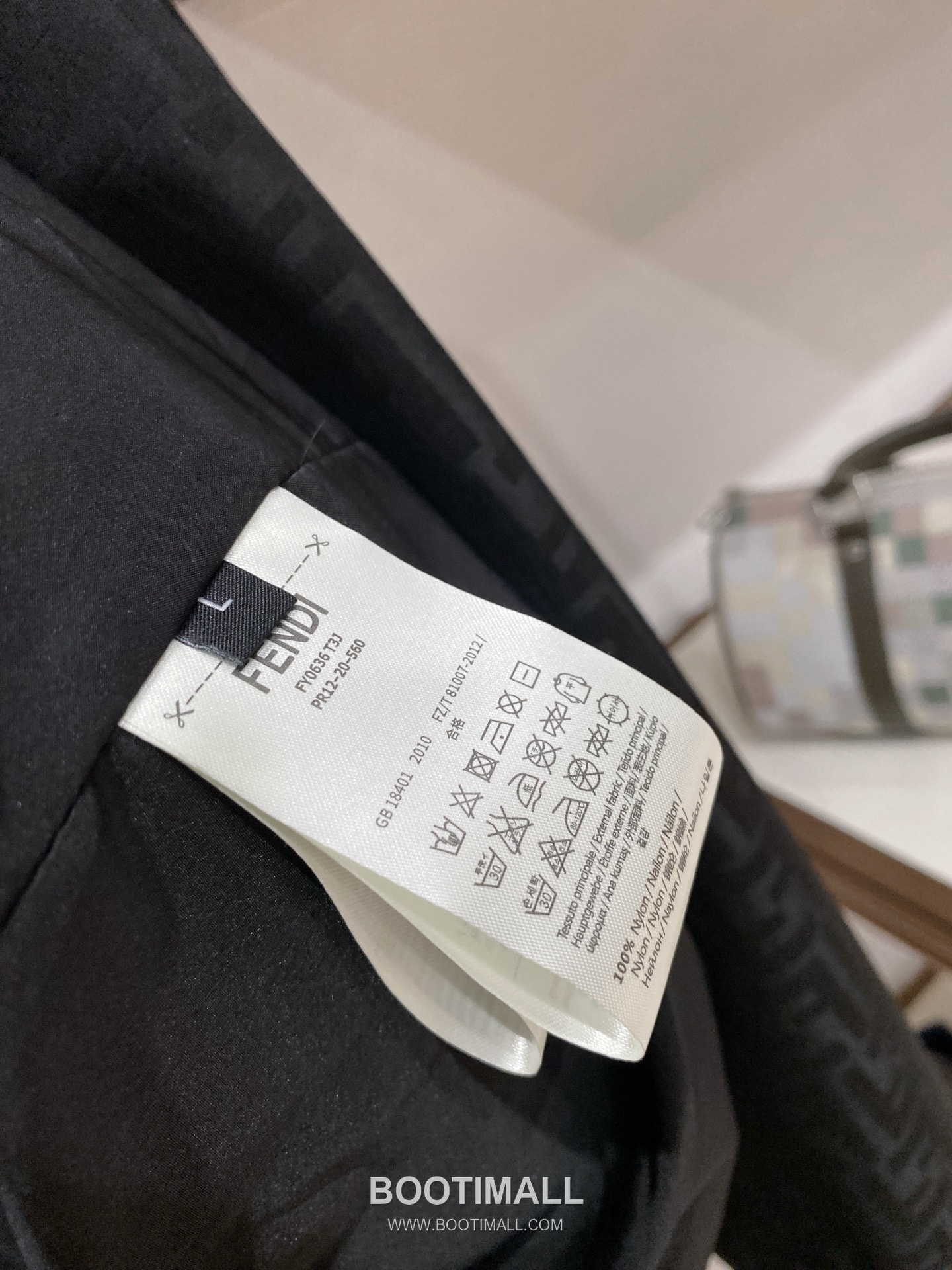 Fendi SS26 Logo Hooded Windbreaker Jacket 펜디 SS26 로고 후드 바람막이 재킷 8