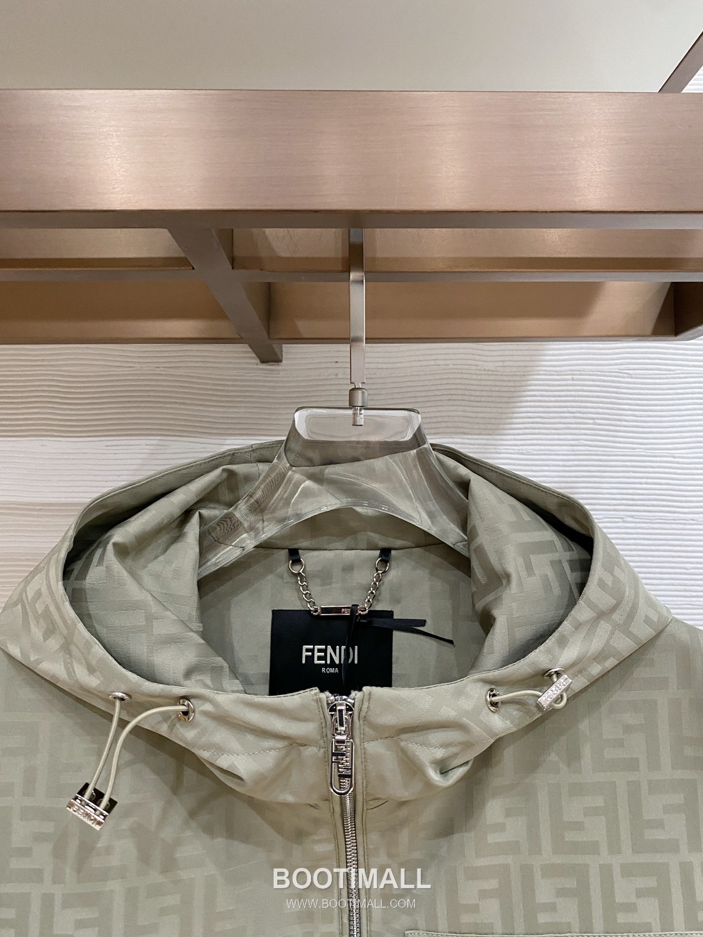 Fendi SS26 Logo Hooded Windbreaker Jacket 펜디 SS26 로고 후드 바람막이 재킷 2