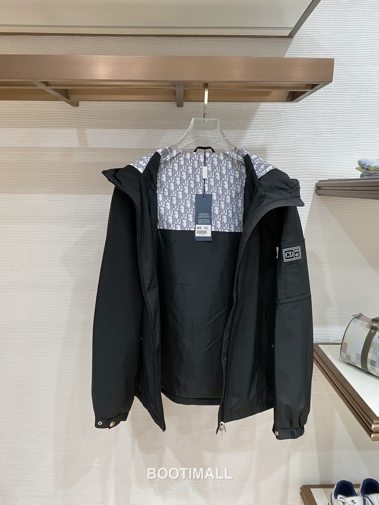 Dior SS26 Logo Hooded Windbreaker Jacket 디올 SS26 로고 후드 바람막이 재킷 6