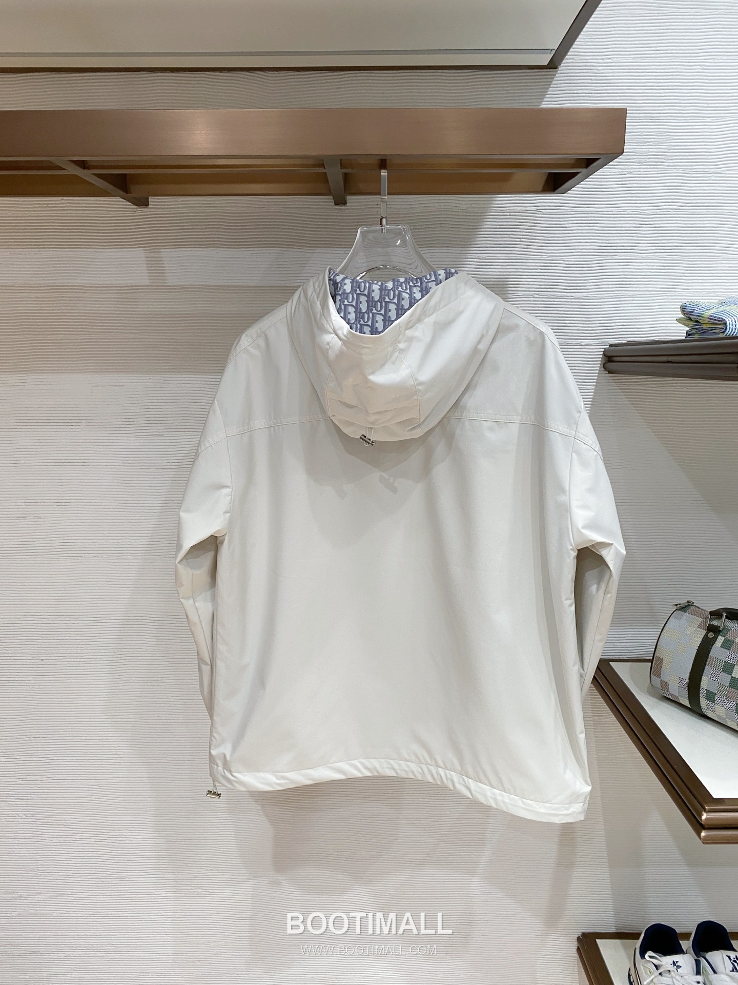 Dior SS26 Logo Hooded Windbreaker Jacket 디올 SS26 로고 후드 바람막이 재킷 9