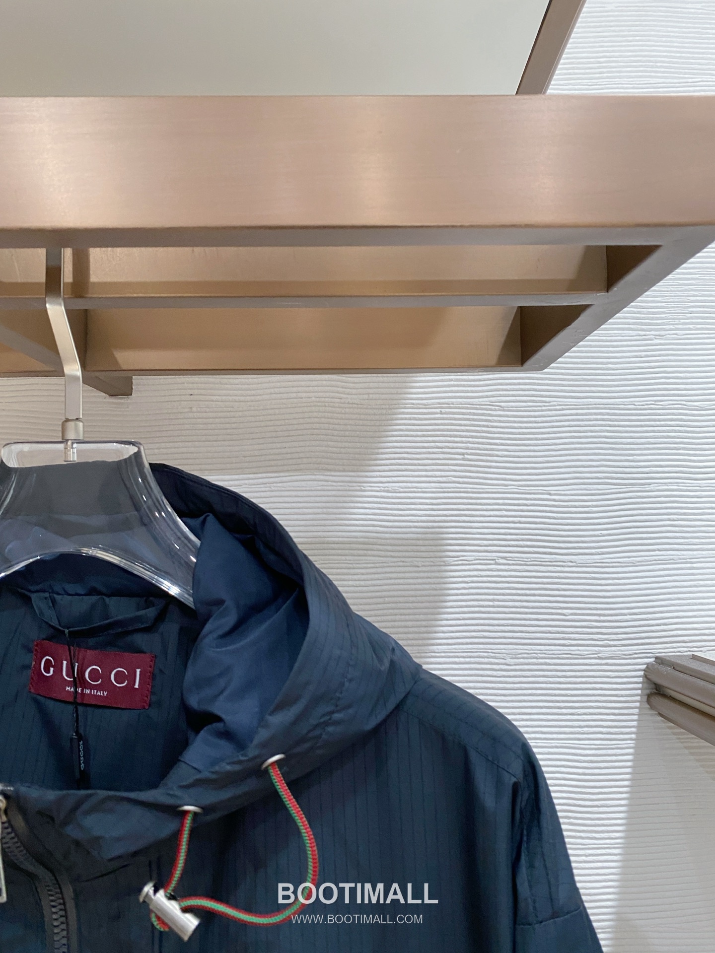 Gucci SS26 Logo Hooded Windbreaker Jacket 구찌 SS26 로고 후드 바람막이 재킷 3