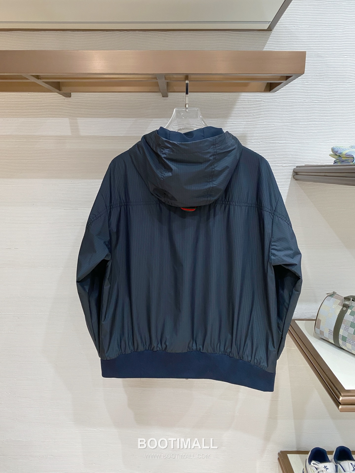 Gucci SS26 Logo Hooded Windbreaker Jacket 구찌 SS26 로고 후드 바람막이 재킷 9