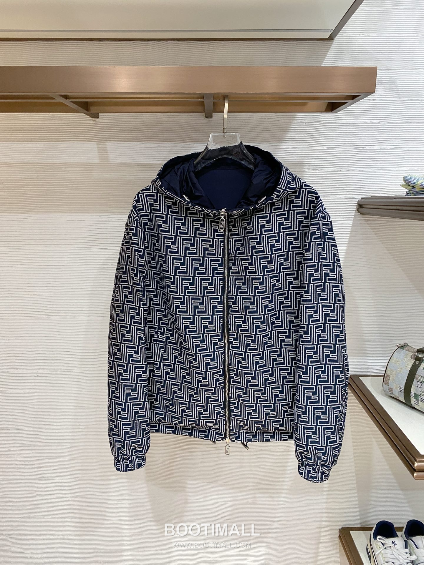 Fendi SS26 Reversible Hooded Windbreaker Jacket 펜디 SS26 리버서블 후드 바람막이 재킷 2