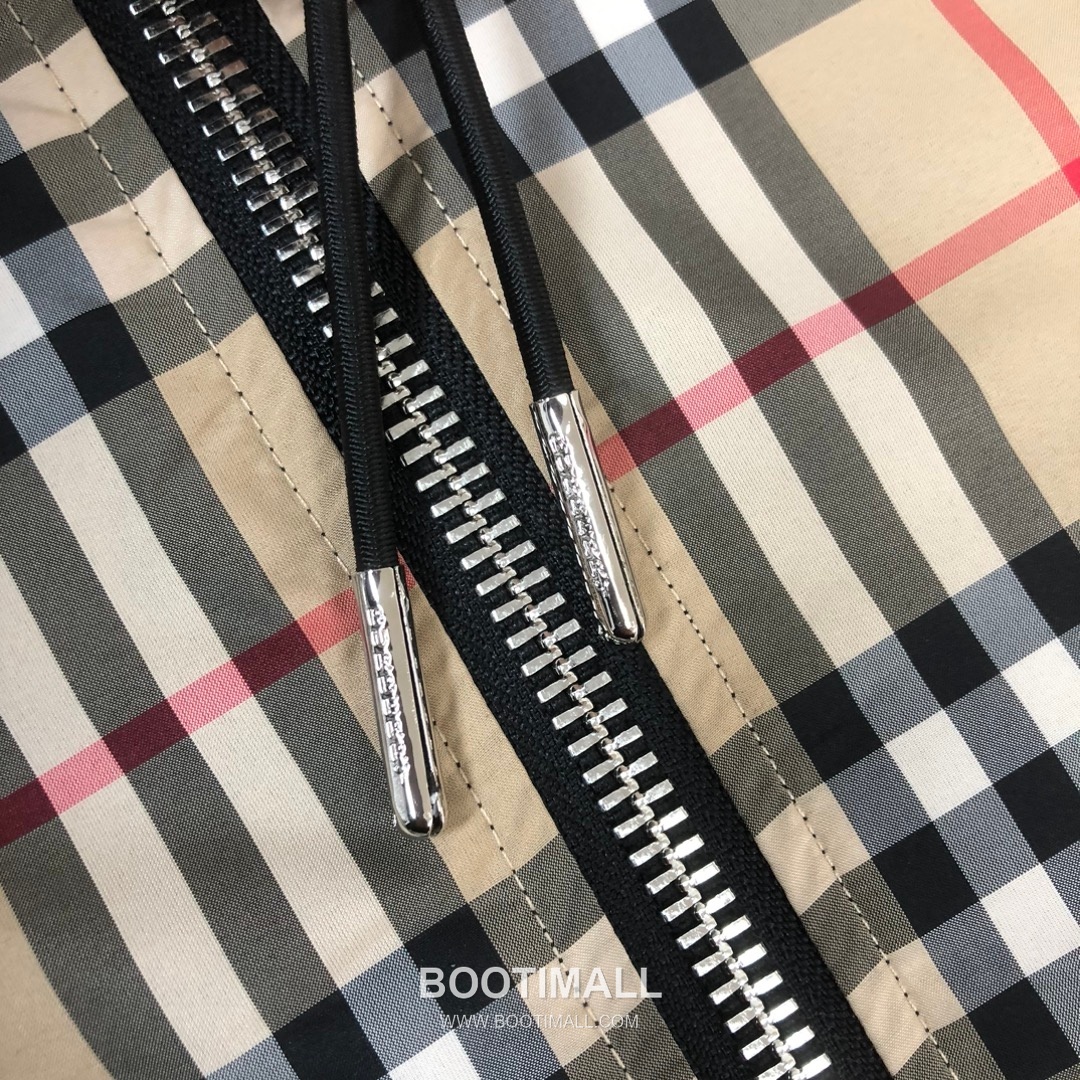 Burberry Reversible Check Windbreaker Jacket 버버리 리버서블 체크 바람막이 재킷 11