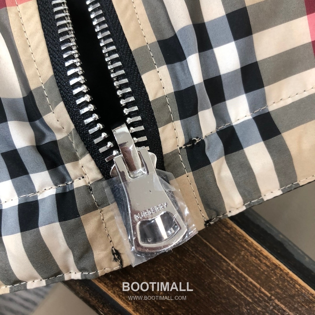 Burberry Reversible Check Windbreaker Jacket 버버리 리버서블 체크 바람막이 재킷 14