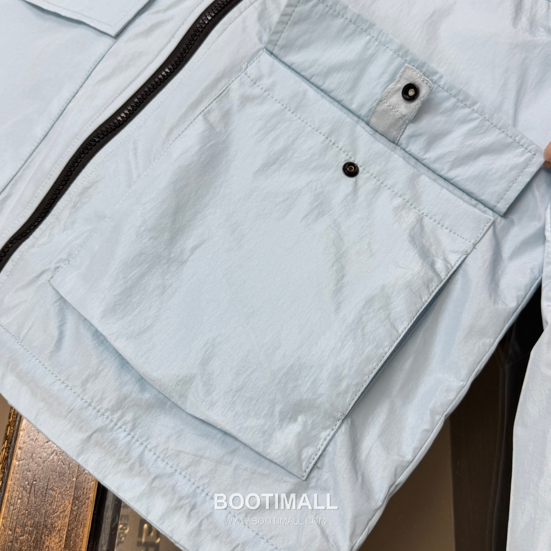 Stone Island SS26 Crinkle Nylon Windbreaker Jacket 스톤아일랜드 SS26 크링클 나일론 바람막이 재킷 10