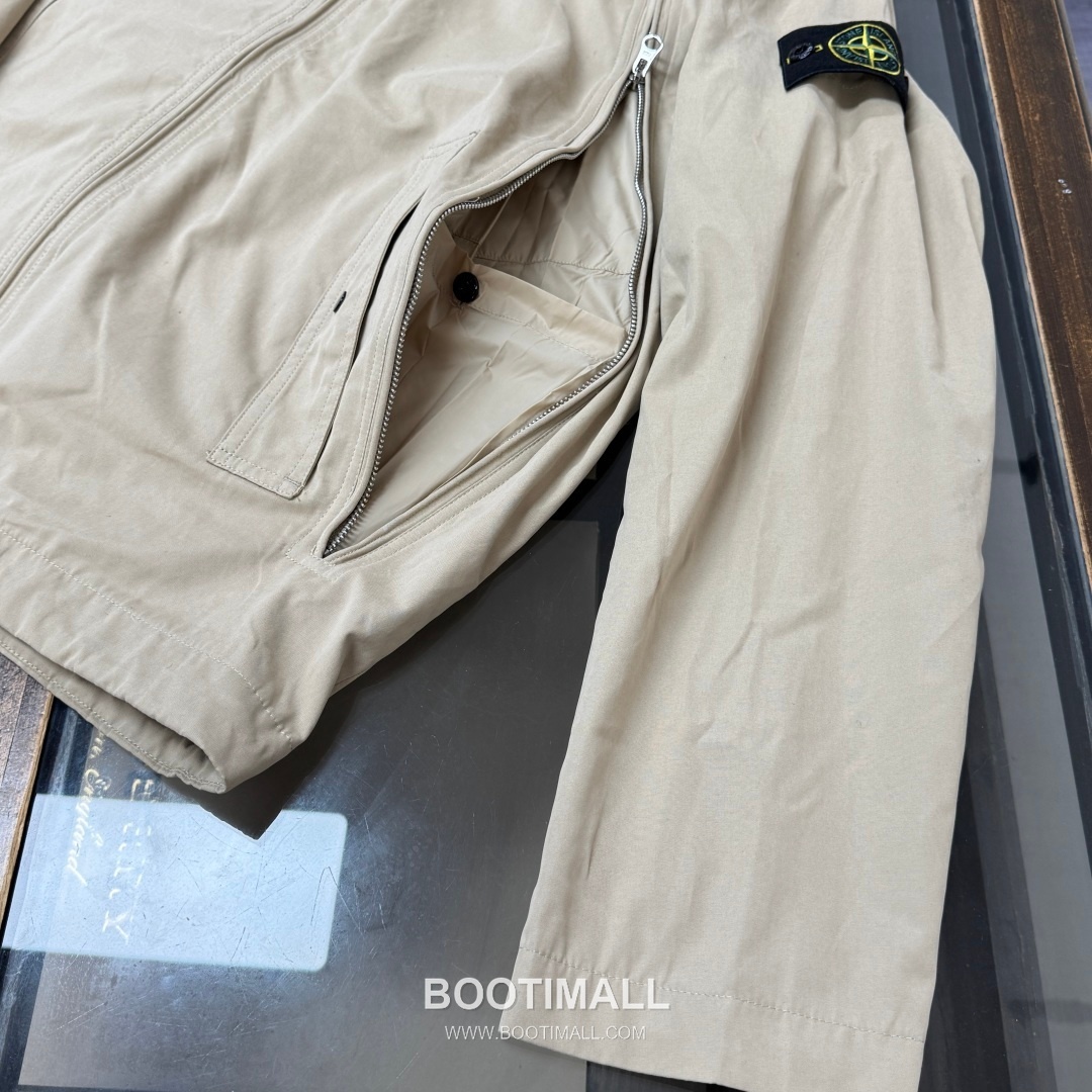Stone Island SS26 Zip-Up Hooded Windbreaker Jacket 스톤아일랜드 SS26 지퍼 후드 바람막이 재킷 6
