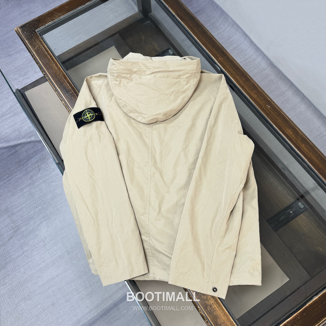 Stone Island SS26 Zip-Up Hooded Windbreaker Jacket 스톤아일랜드 SS26 지퍼 후드 바람막이 재킷 9