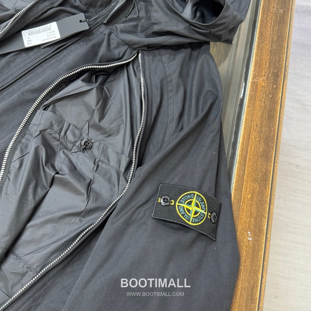 Stone Island SS26 Zip-Up Hooded Windbreaker Jacket 스톤아일랜드 SS26 지퍼 후드 바람막이 재킷 5