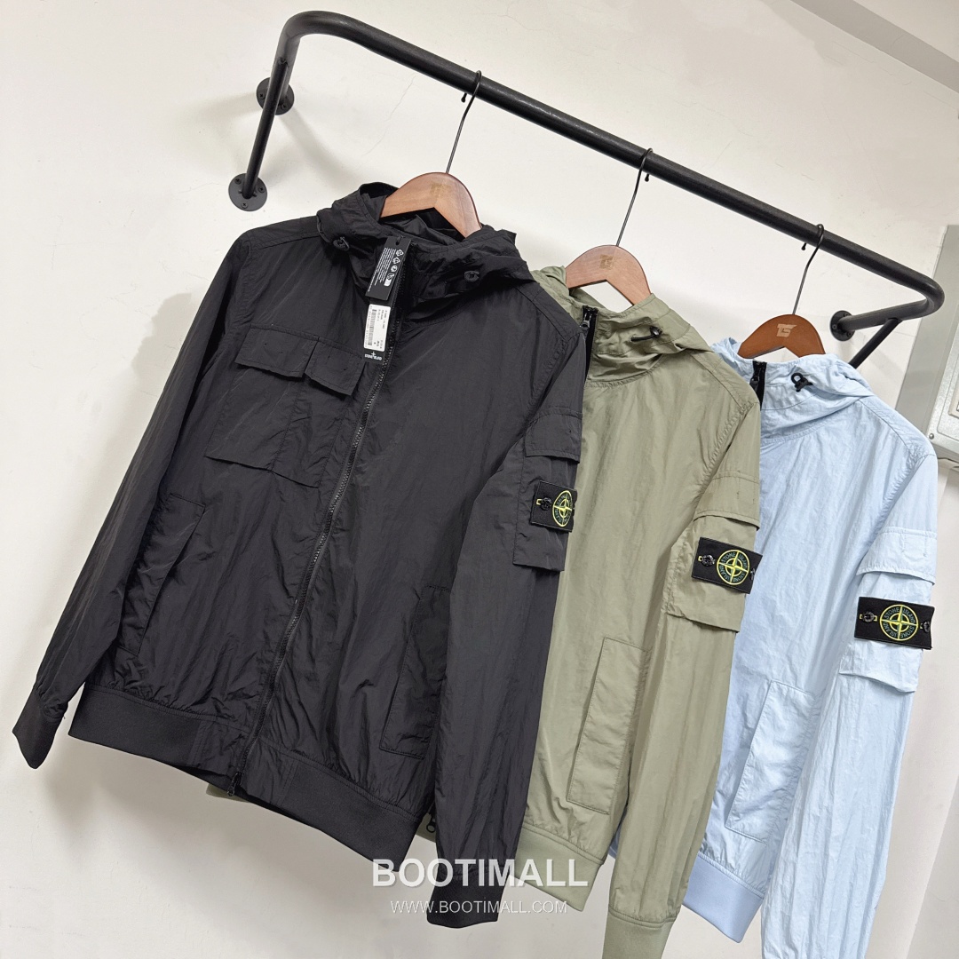 Stone Island SS26 Hooded Windbreaker Jacket 스톤아일랜드 SS26 후드 바람막이 재킷 2