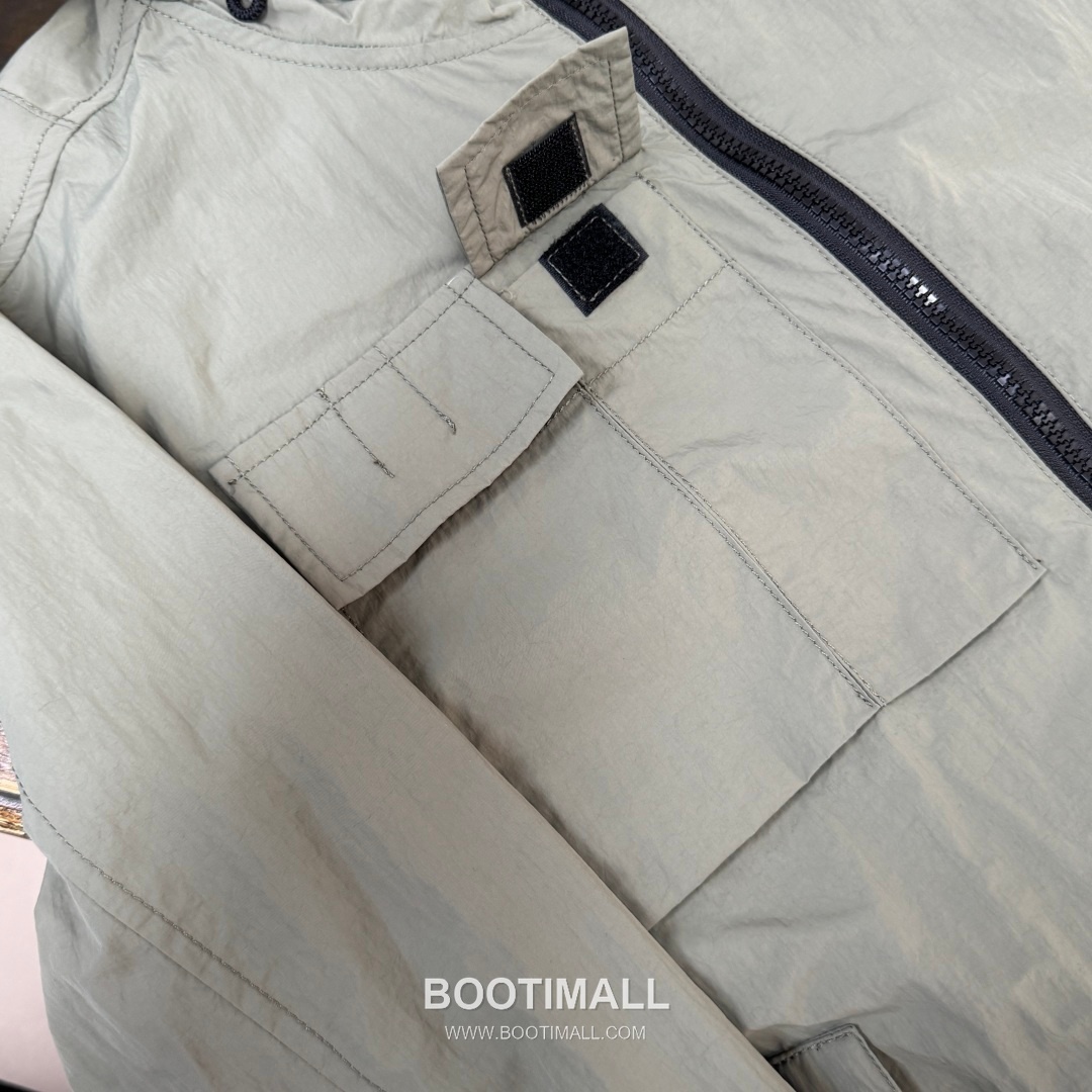 Stone Island SS26 Hooded Windbreaker Jacket 스톤아일랜드 SS26 후드 바람막이 재킷 4