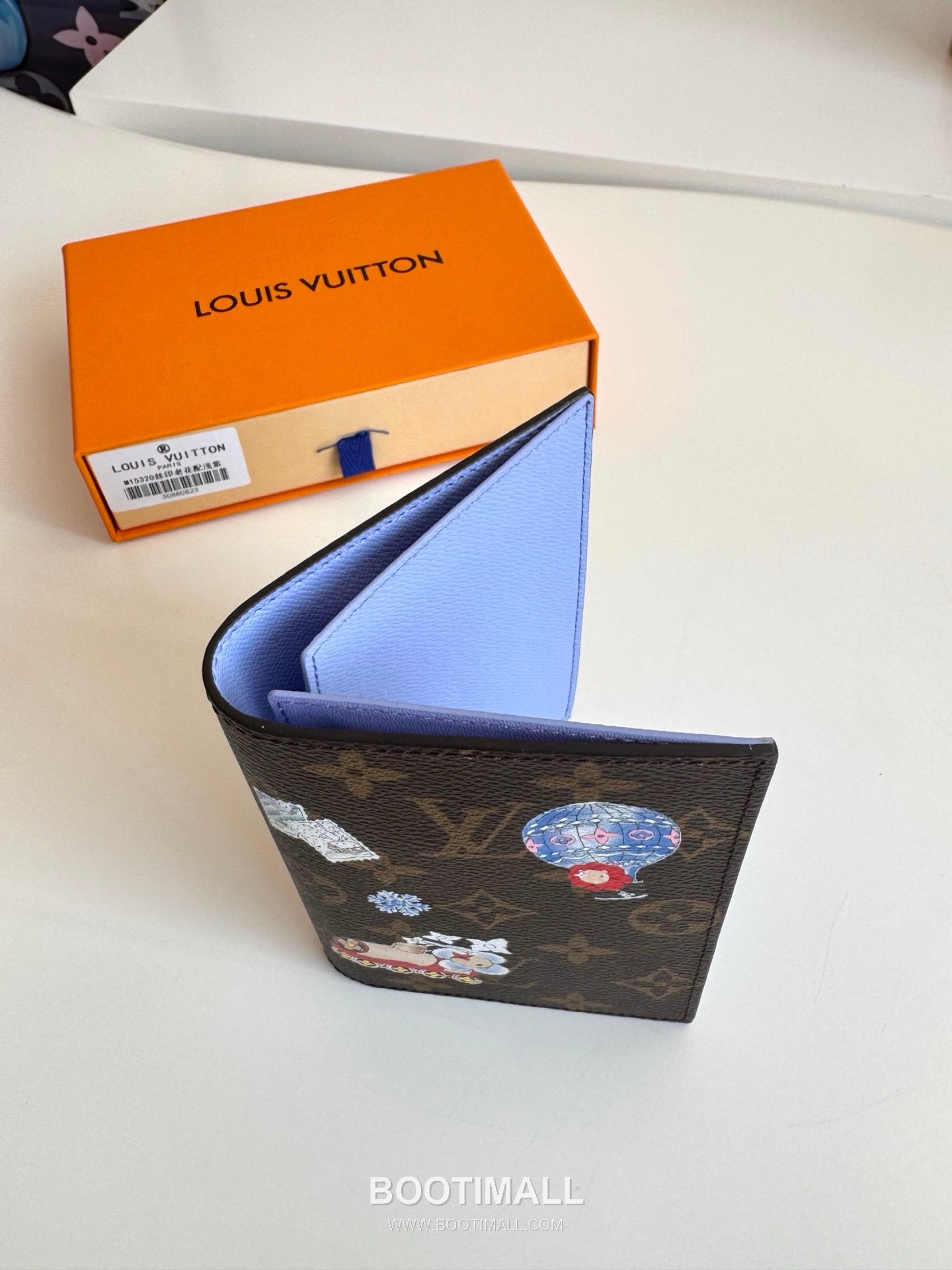 Louis Vuitton Vivienne Wintery Travel Passport Cover 루이비통 비비엔 윈터리 트래블 패스포트 커버 M15320 14cm 4