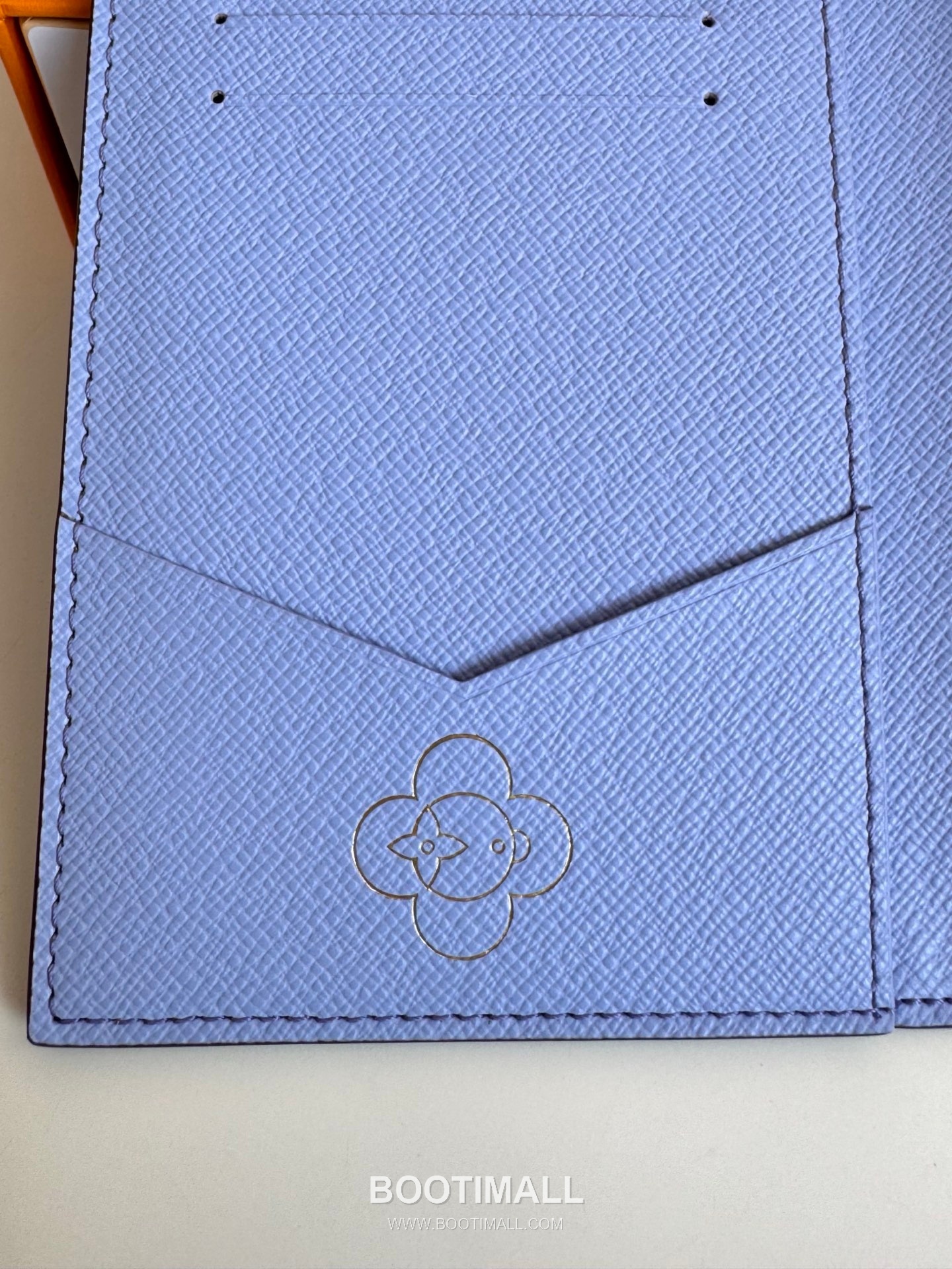 Louis Vuitton Vivienne Wintery Travel Passport Cover 루이비통 비비엔 윈터리 트래블 패스포트 커버 M15320 14cm 9