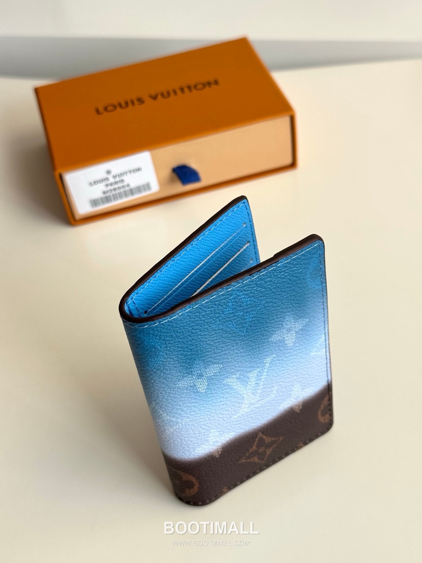 Louis Vuitton Monogram Pigment Pocket Organizer 루이비통 모노그램 피그먼트 포켓 오거나이저 카드지갑 M28003 11cm 4