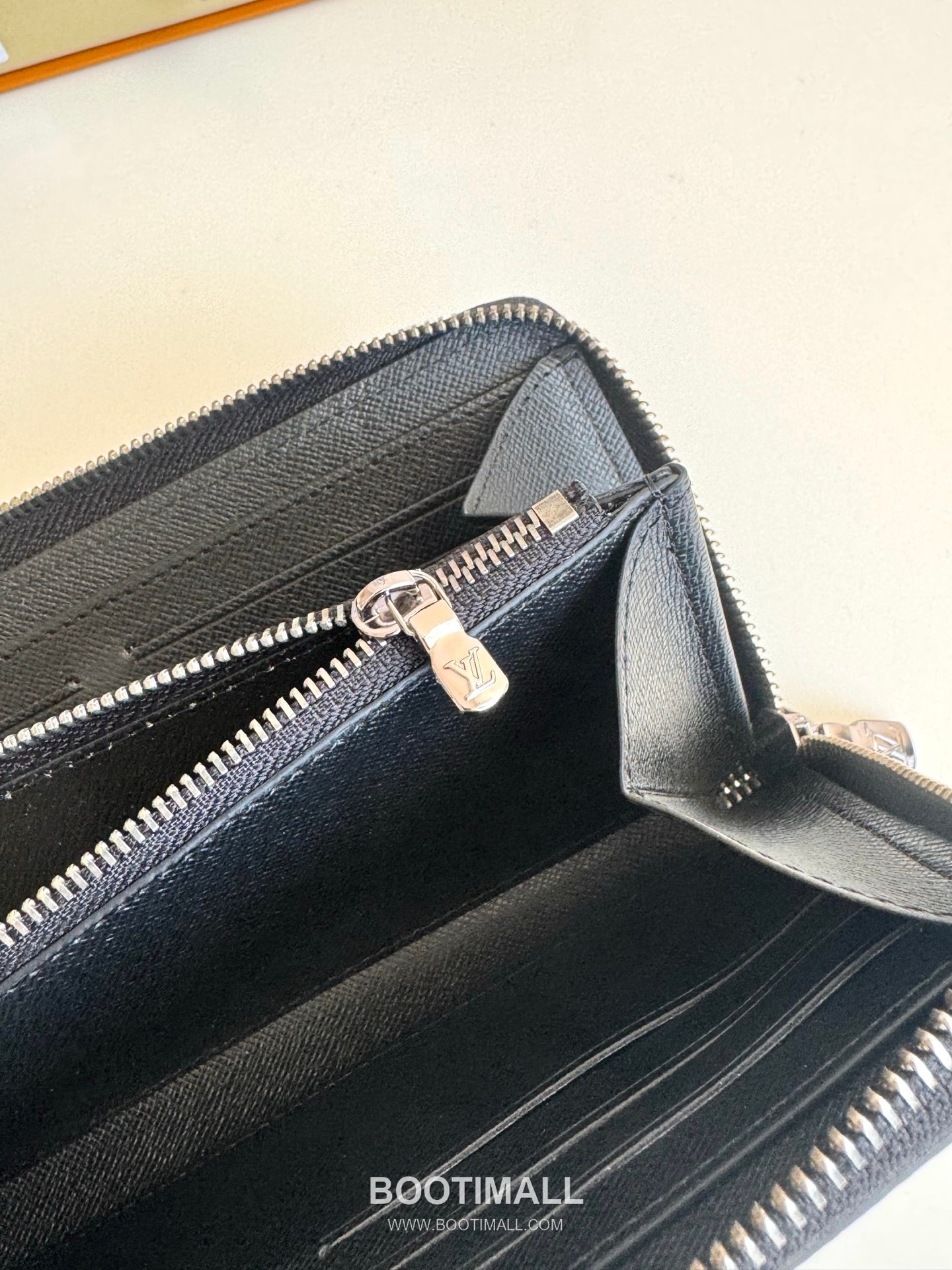 Louis Vuitton Zippy Horizontal Monogram Eclipse Wallet 루이비통 지피 호리즌탈 모노그램 이클립스 장지갑 M11611 21cm 9