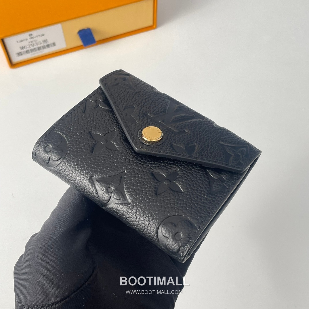 Louis Vuitton Zoe Monogram Empreinte Wallet 루이비통 조에 모노그램 앙프렝뜨 반지갑 M62935 9.5cm 4