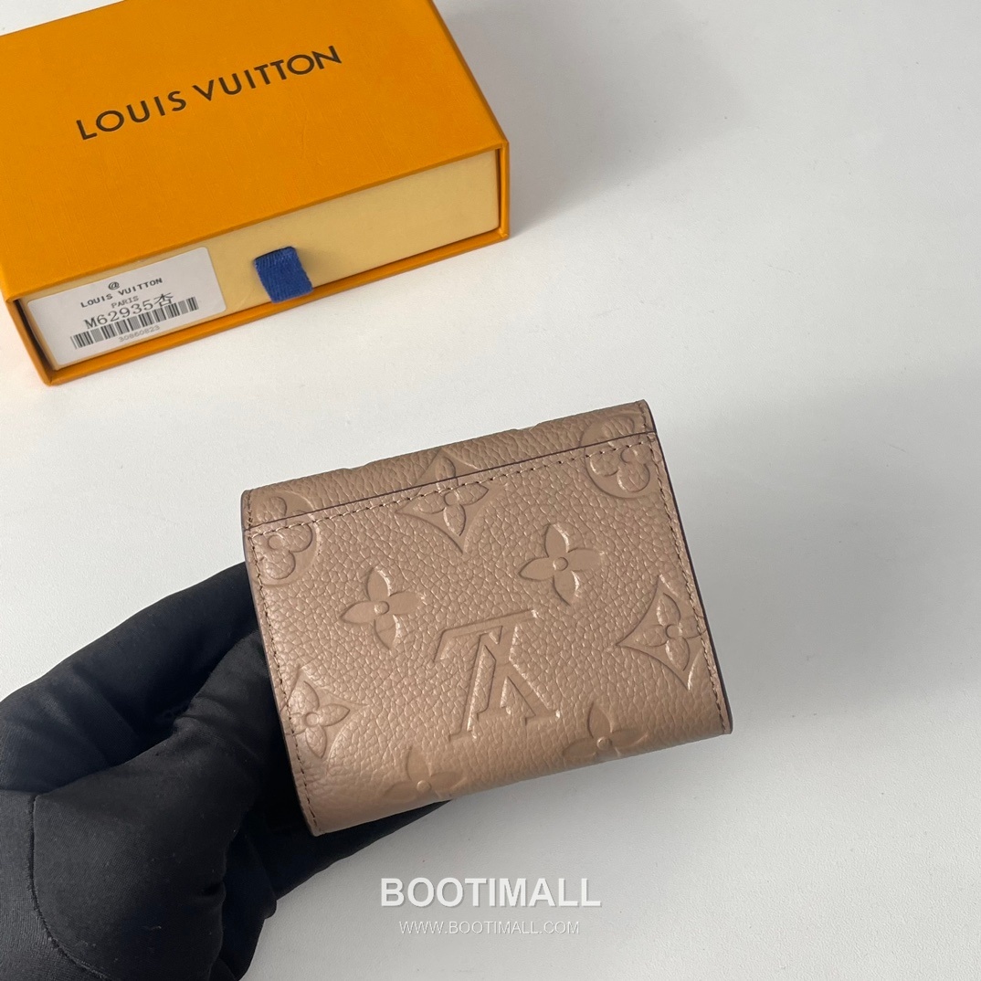 Louis Vuitton Zoe Monogram Empreinte Wallet 루이비통 조에 모노그램 앙프렝뜨 반지갑 M62935 9.5cm 2