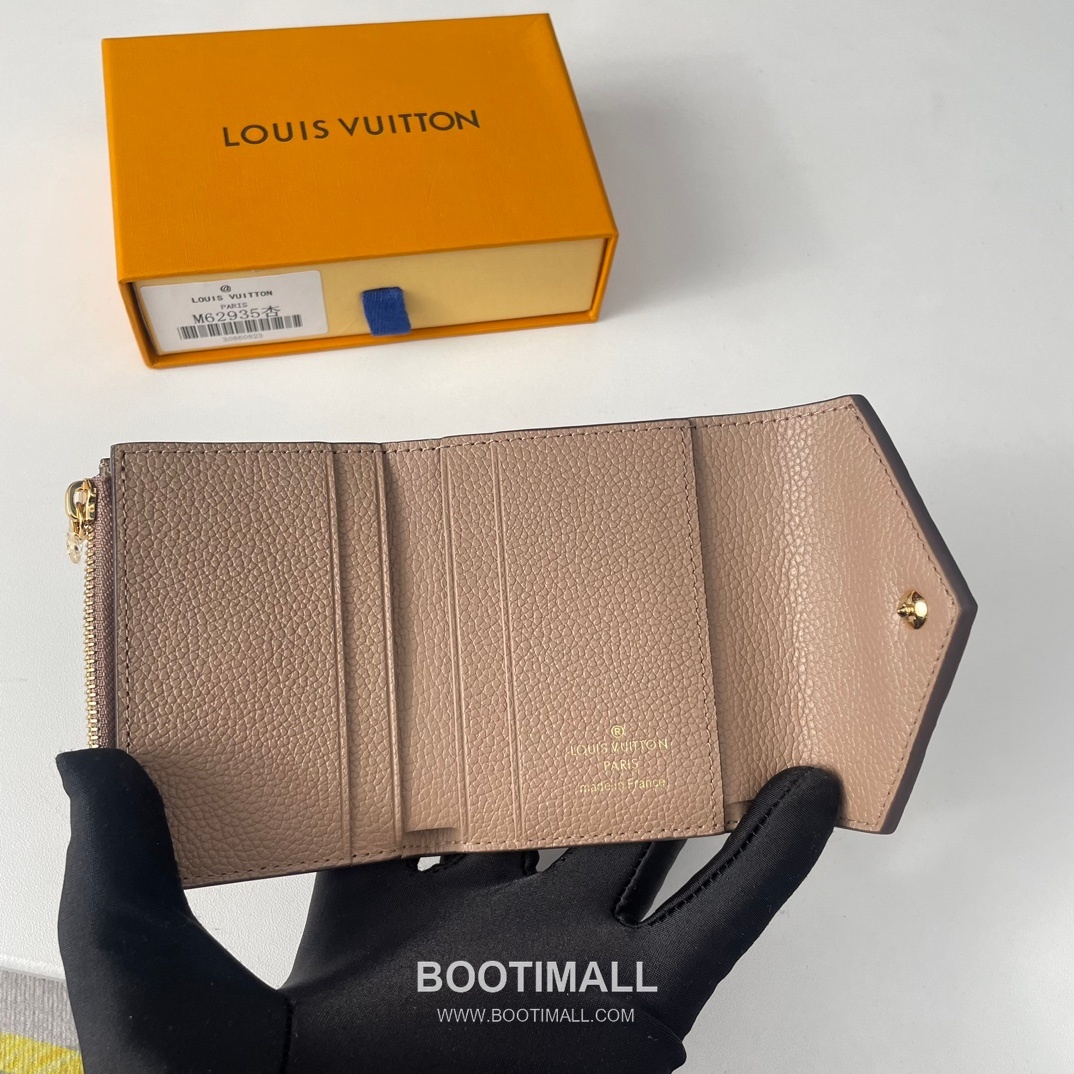 Louis Vuitton Zoe Monogram Empreinte Wallet 루이비통 조에 모노그램 앙프렝뜨 반지갑 M62935 9.5cm 6