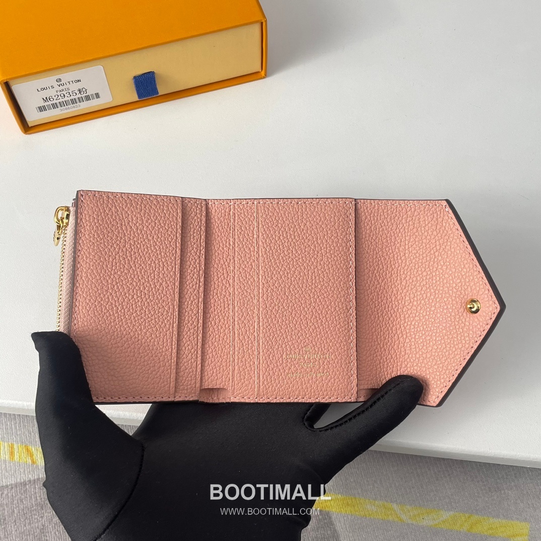 Louis Vuitton Zoe Monogram Empreinte Wallet 루이비통 조에 모노그램 앙프렝뜨 반지갑 M62935 9.5cm 6