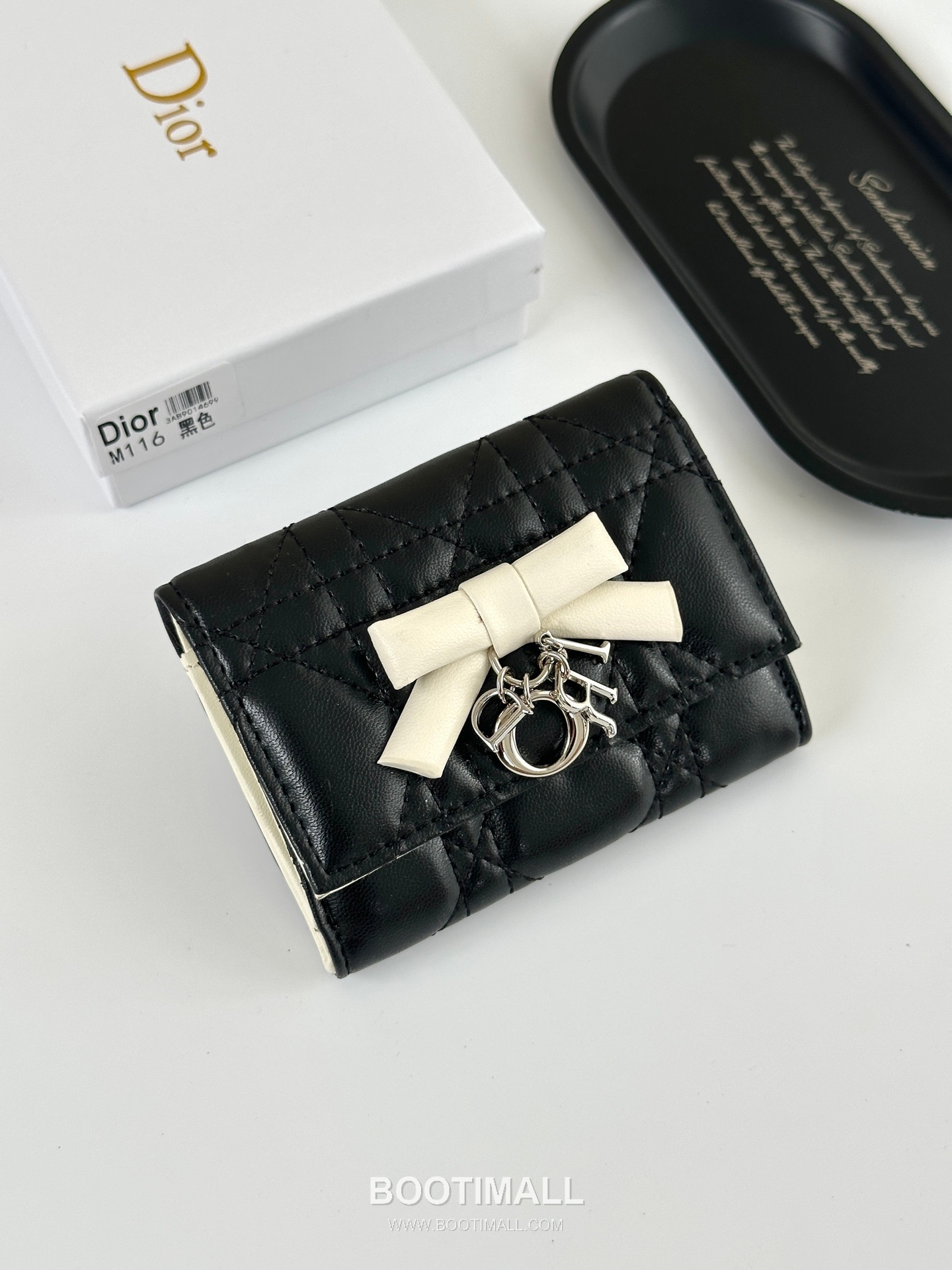 Dior Lady Dior Lambskin Mini Wallet 디올 레이디 디올 램스킨 미니 반지갑 M116 11cm 1