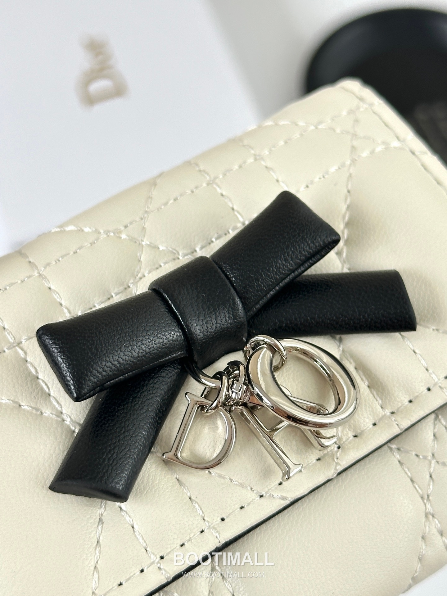 Dior Lady Dior Lambskin Mini Wallet 디올 레이디 디올 램스킨 미니 반지갑 M116 11cm 3