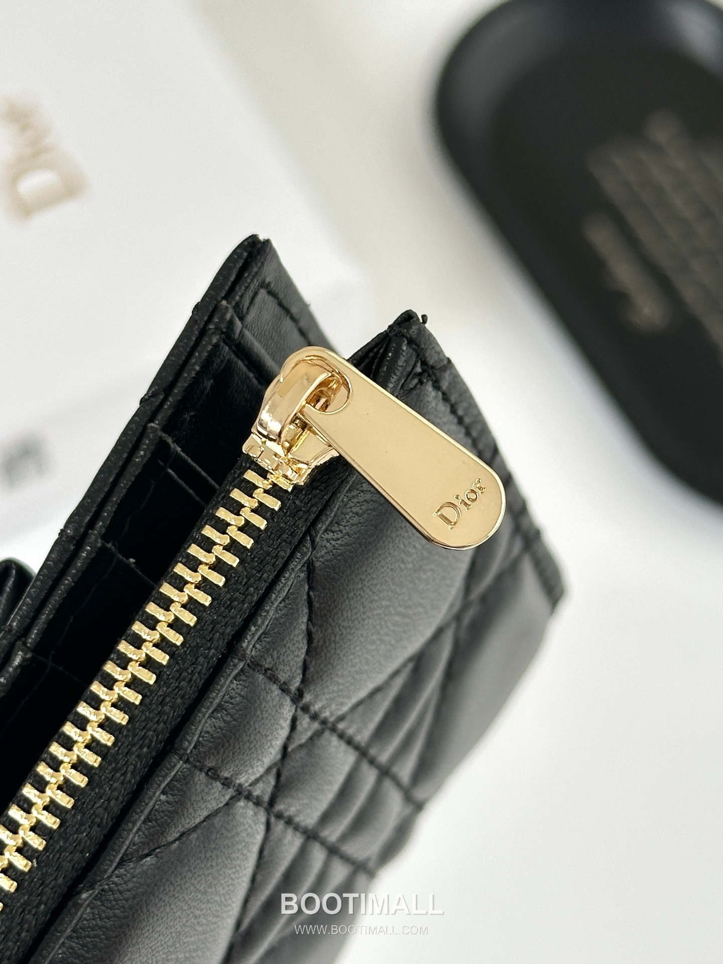 Dior Lambskin Compact Multi Wallet 디올 램스킨 컴팩트 멀티 반지갑 M117 11.5cm 4