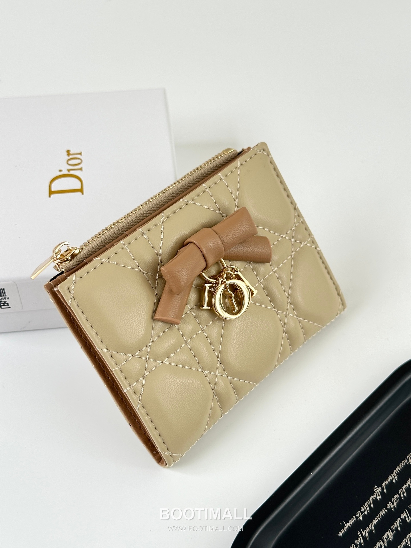 Dior Lambskin Compact Multi Wallet 디올 램스킨 컴팩트 멀티 반지갑 M117 11.5cm 9
