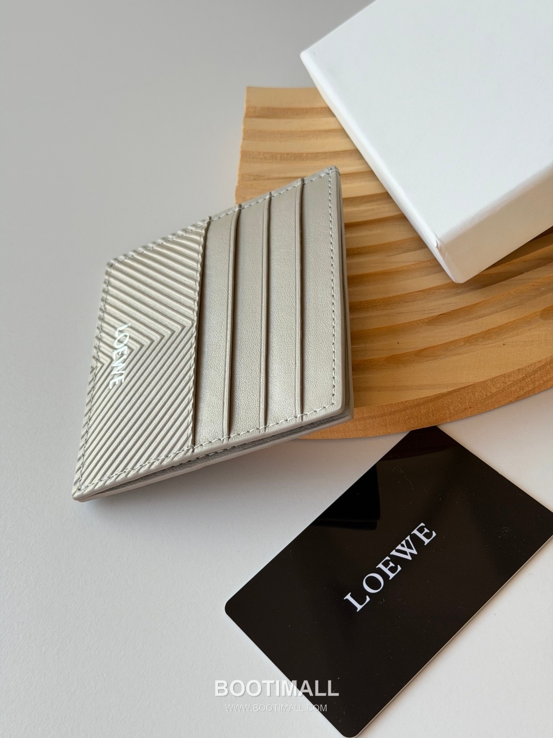 Loewe Card Holder Pebbled Calfskin Wallet 로에베 카드 홀더 페블드 카프스킨 카드지갑 L1149 10cm 4