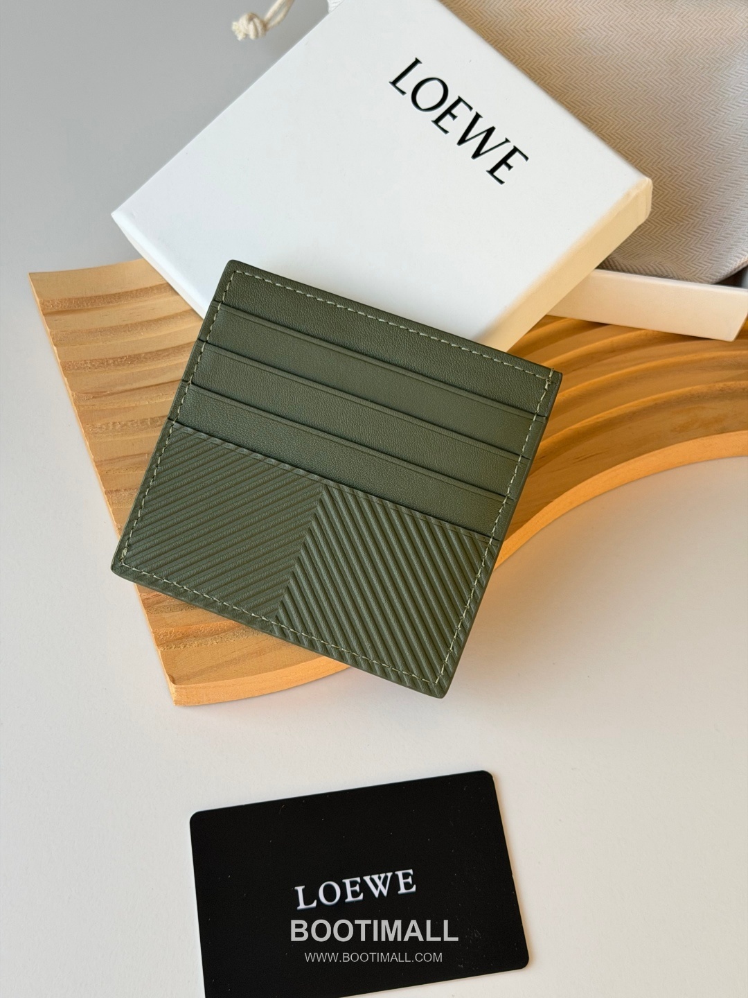 Loewe Card Holder Pebbled Calfskin Wallet 로에베 카드 홀더 페블드 카프스킨 카드지갑 L1149 10cm 2