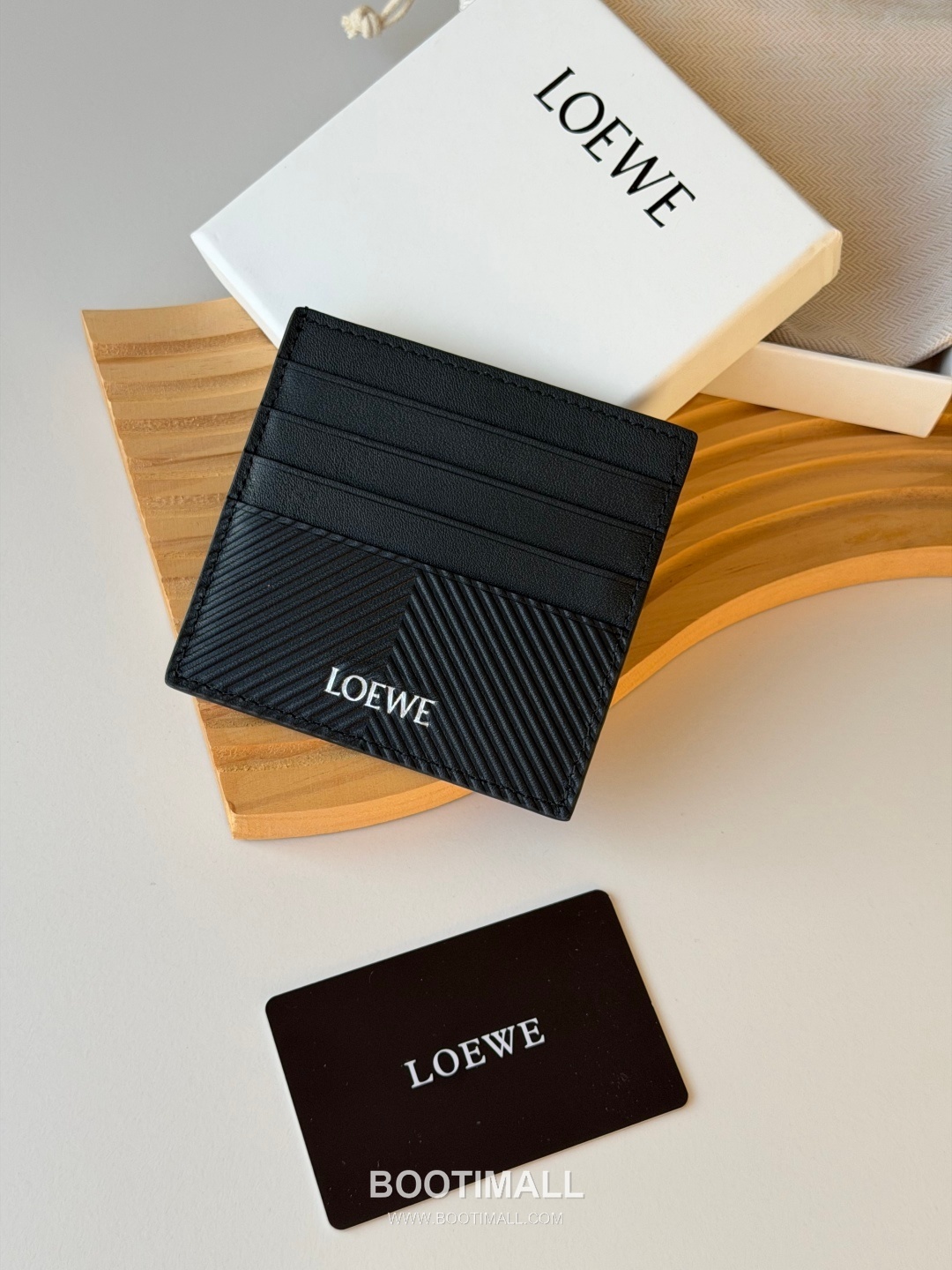 Loewe Card Holder Pebbled Calfskin Wallet 로에베 카드 홀더 페블드 카프스킨 카드지갑 L1149 10cm 1