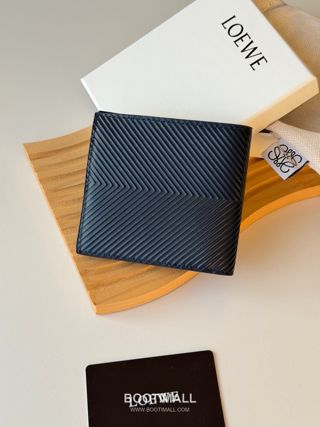 Loewe Puzzle Pebbled Calfskin Bi-Fold Wallet 로에베 퍼즐 페블드 카프스킨 반지갑 L1146 11cm 2