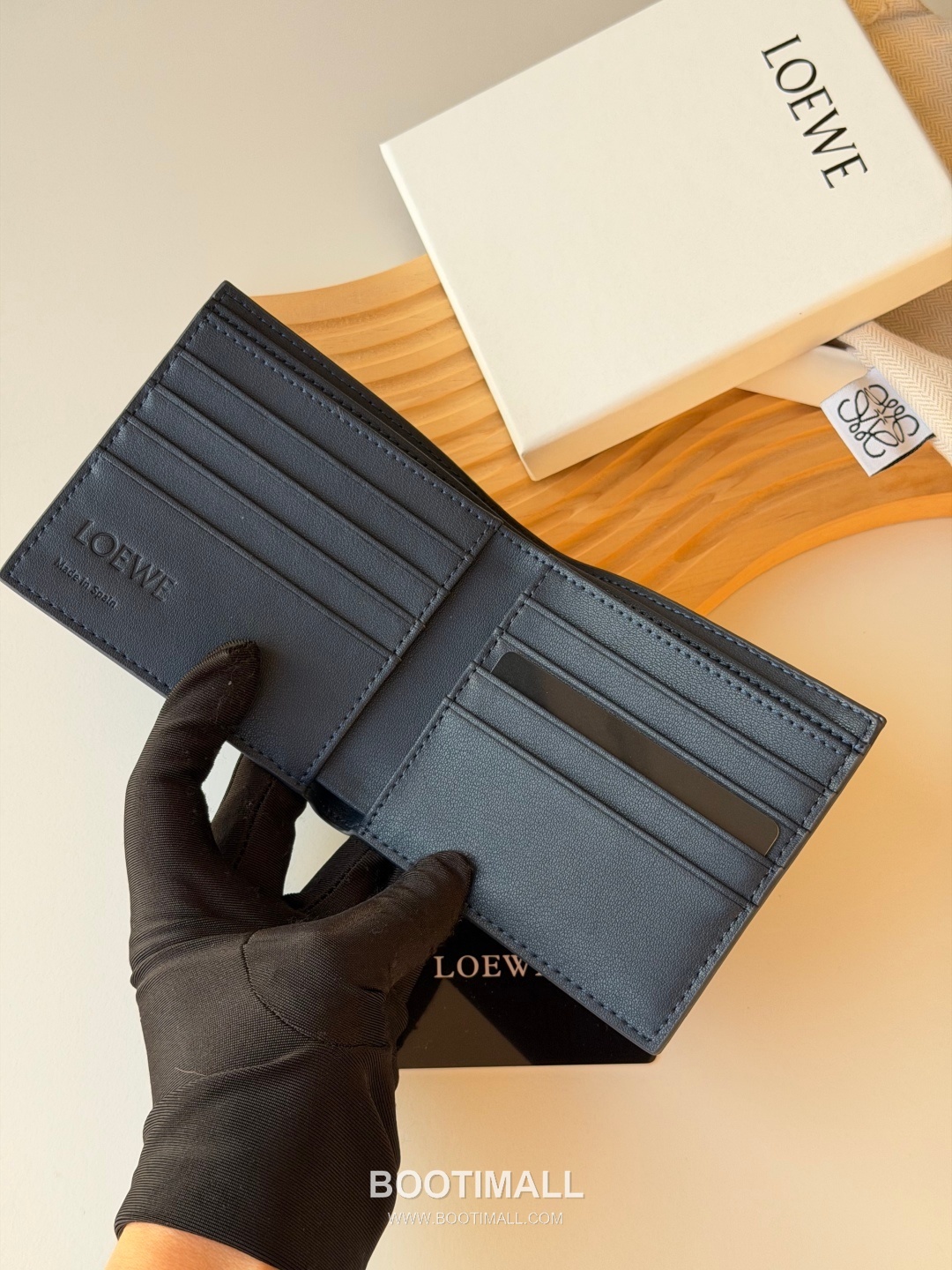 Loewe Puzzle Pebbled Calfskin Bi-Fold Wallet 로에베 퍼즐 페블드 카프스킨 반지갑 L1146 11cm 5