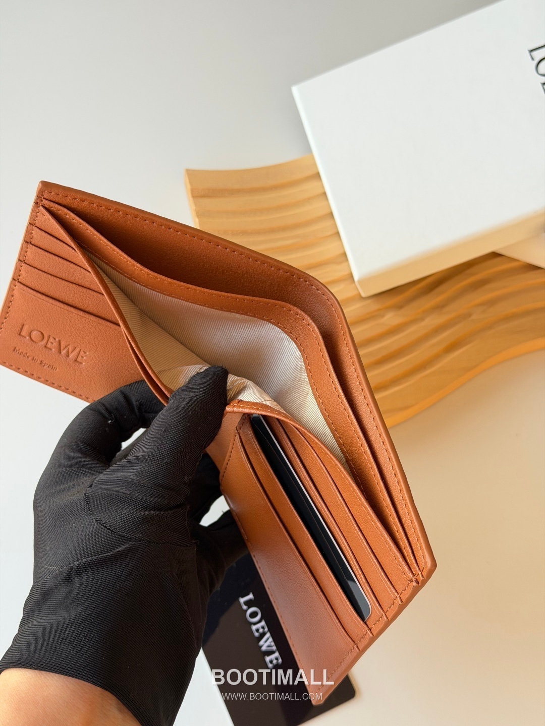 Loewe Puzzle Pebbled Calfskin Bi-Fold Wallet 로에베 퍼즐 페블드 카프스킨 반지갑 L1146 11cm 9