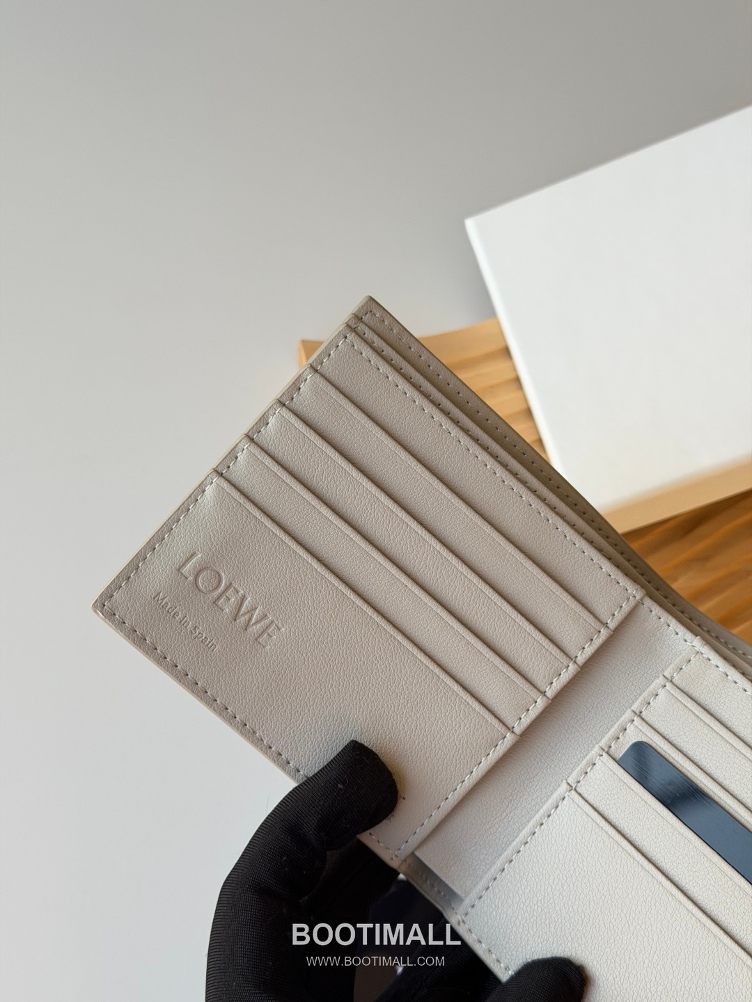 Loewe Puzzle Pebbled Calfskin Bi-Fold Wallet 로에베 퍼즐 페블드 카프스킨 반지갑 L1146 11cm 7